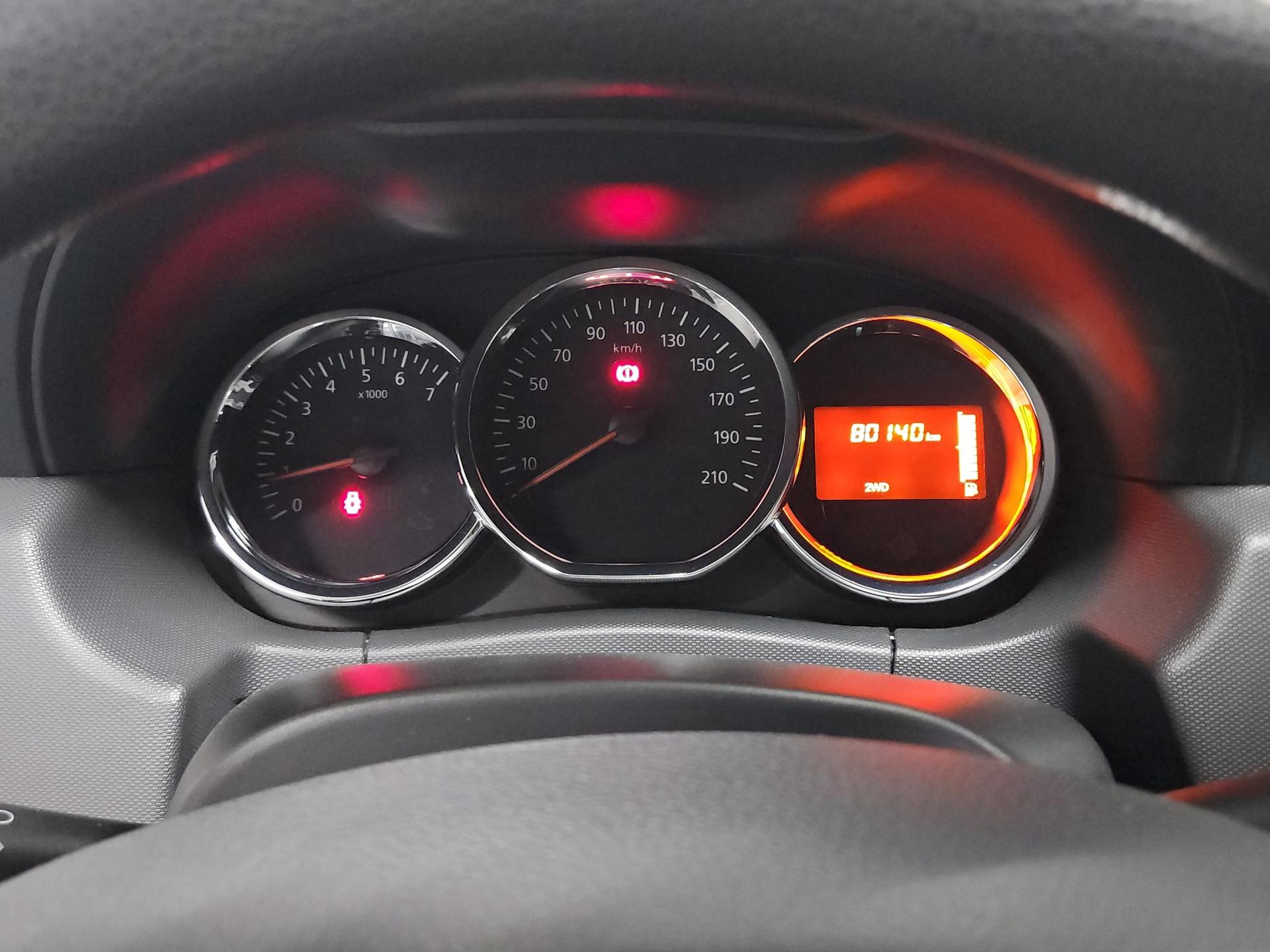DACIA Duster 1.5 dCi Lauréate 4x4-image-10