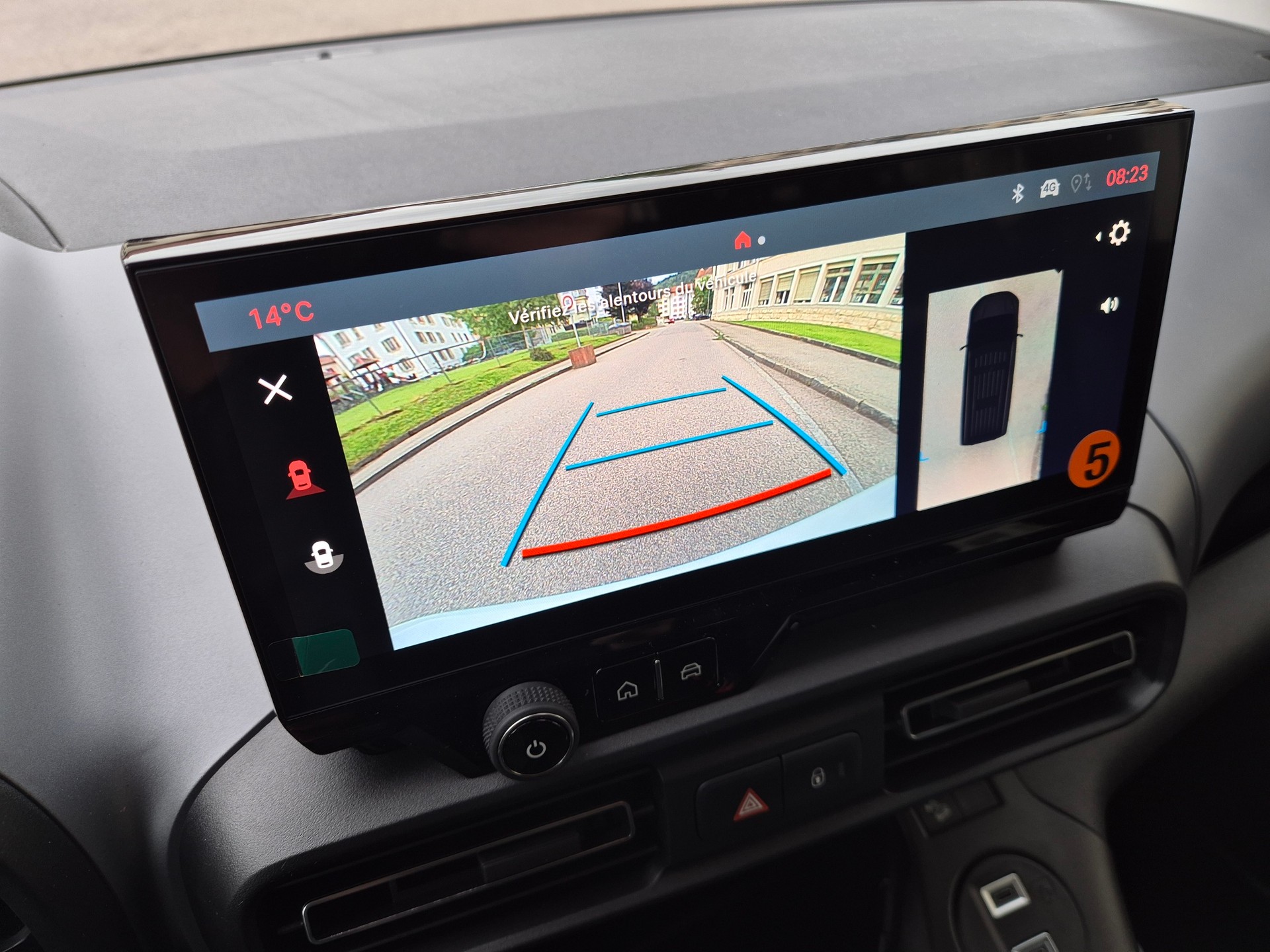 FIAT Qubo L 1.5 D La Prima 7-Sitzer-image-18