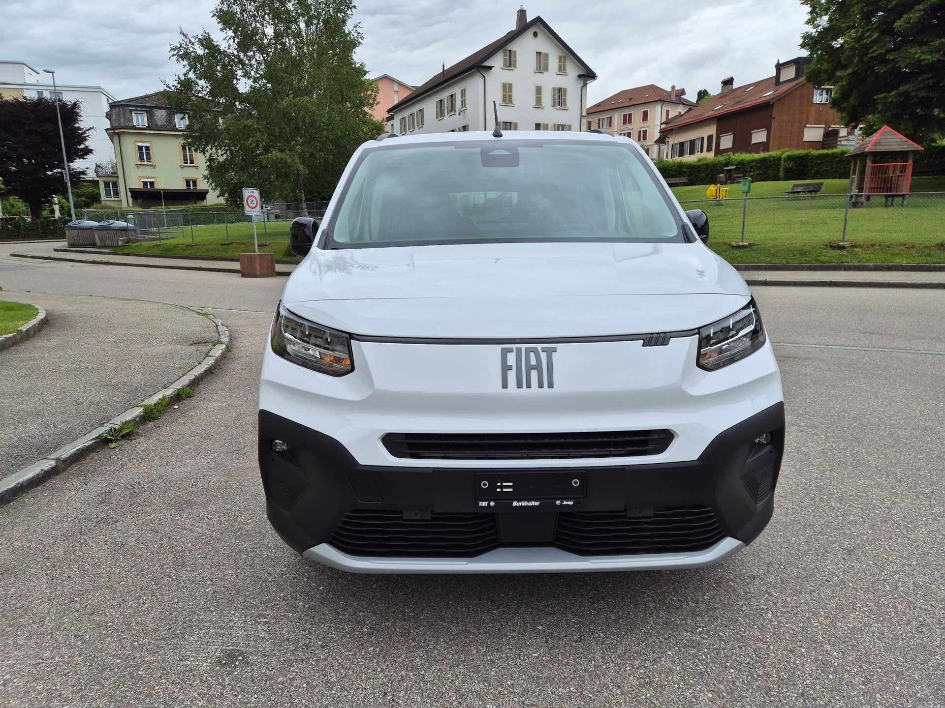 FIAT Qubo L 1.5 D La Prima 7-Sitzer-image-6