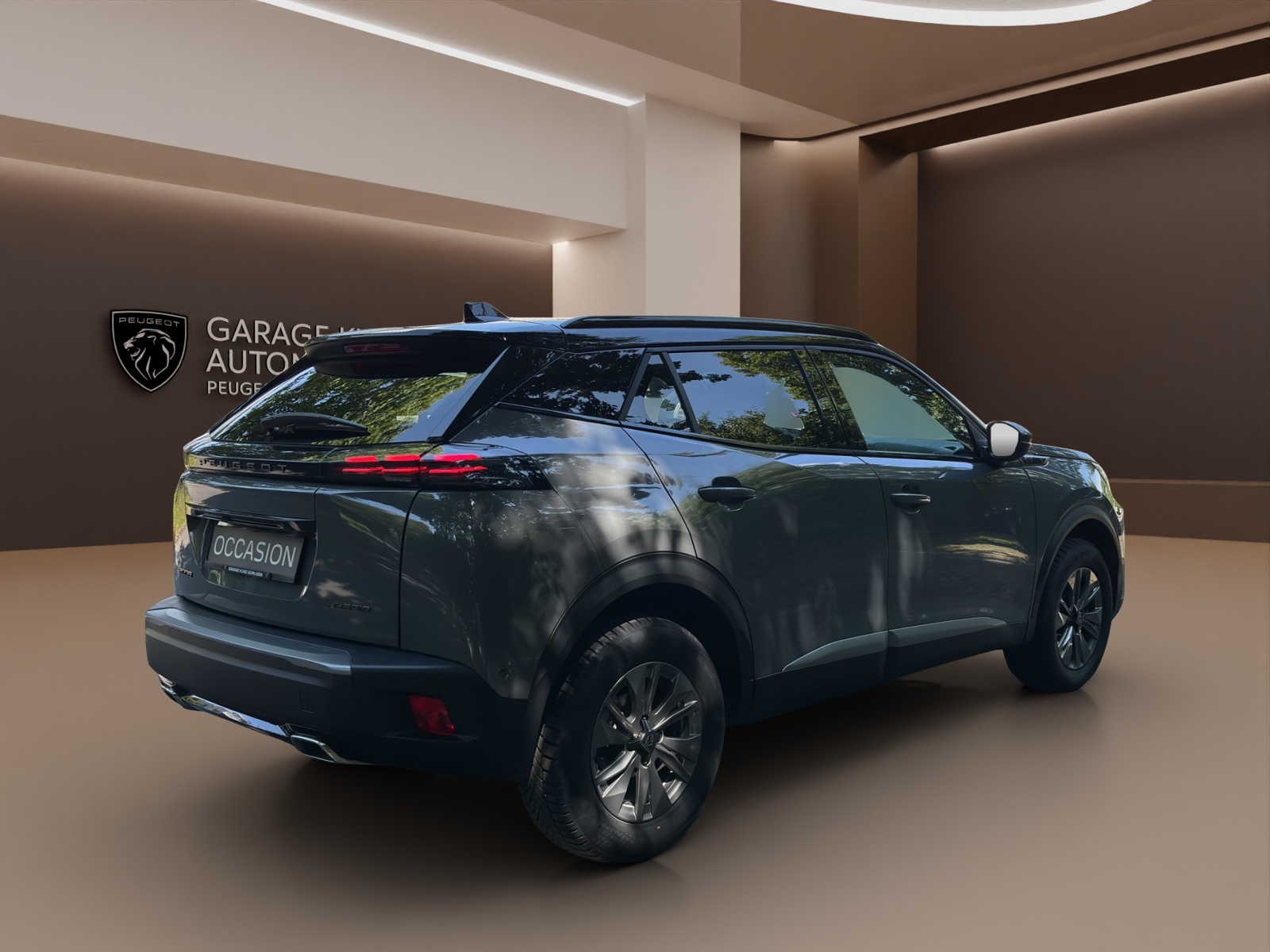 PEUGEOT 2008 1.2 145 MHEV GT-showroom-element-3