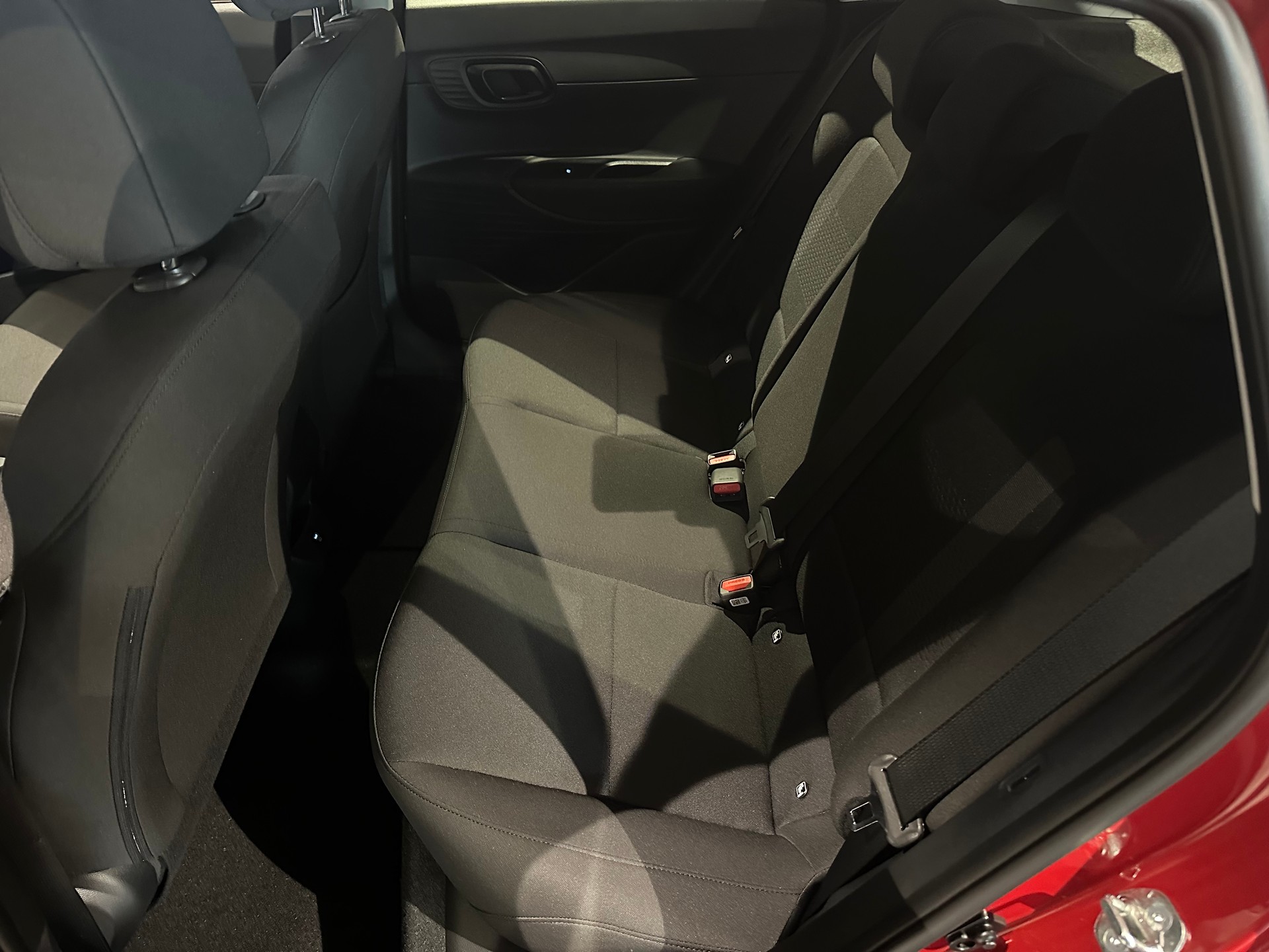 HYUNDAI i20 1.0 T-GDi Amplia DCT-image-12