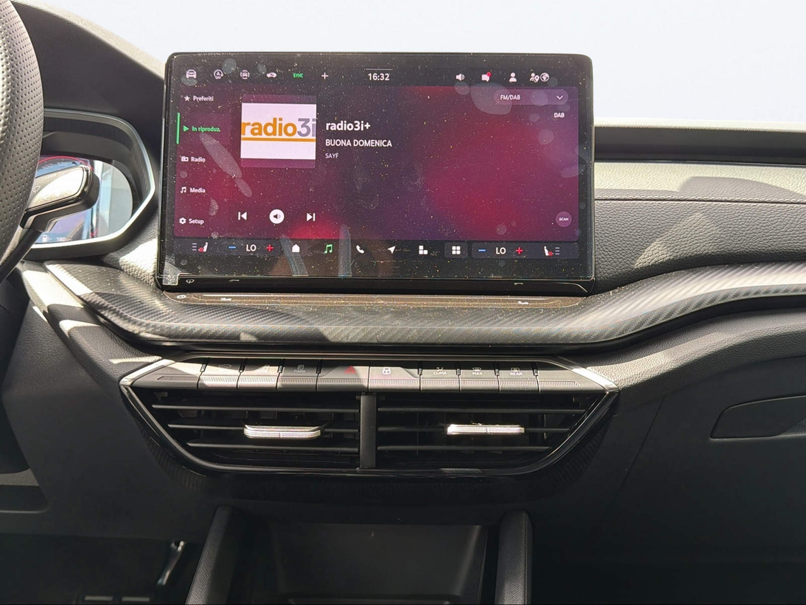 SKODA Octavia Combi 2.0 TSI DSG Dynamic 4x4-image-12