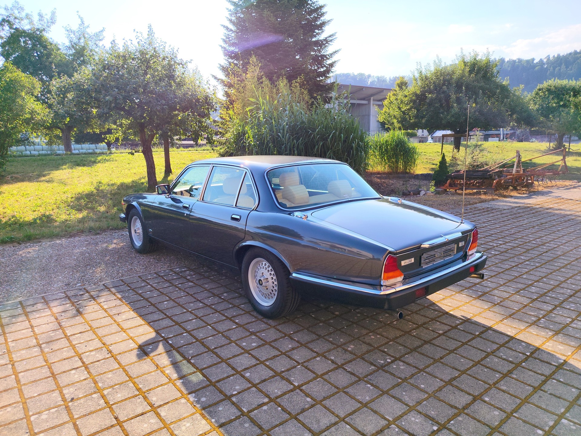 JAGUAR Sovereign XJ-12 5.3 H.E.-image-5