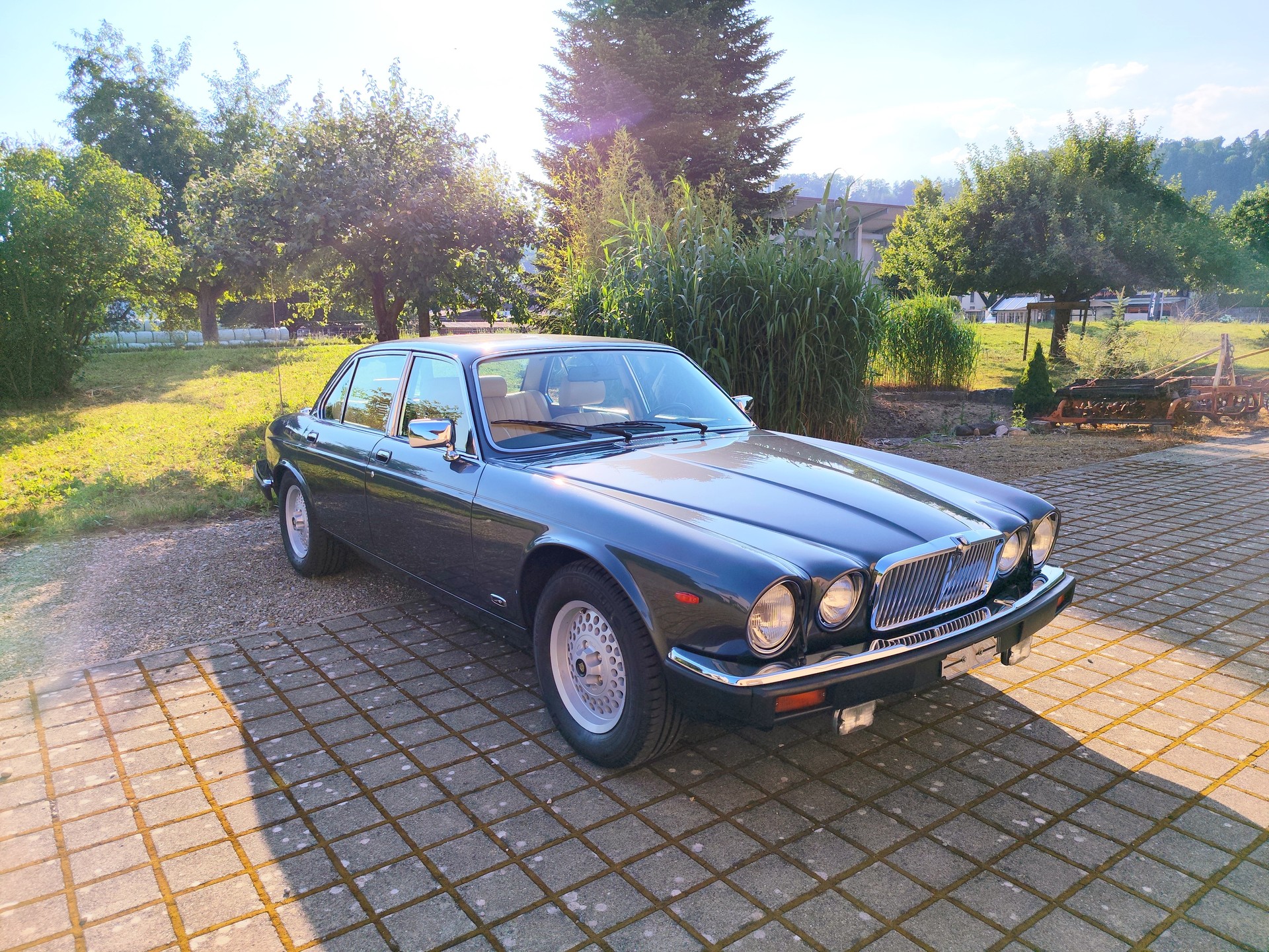 JAGUAR Sovereign XJ-12 5.3 H.E.-image-2