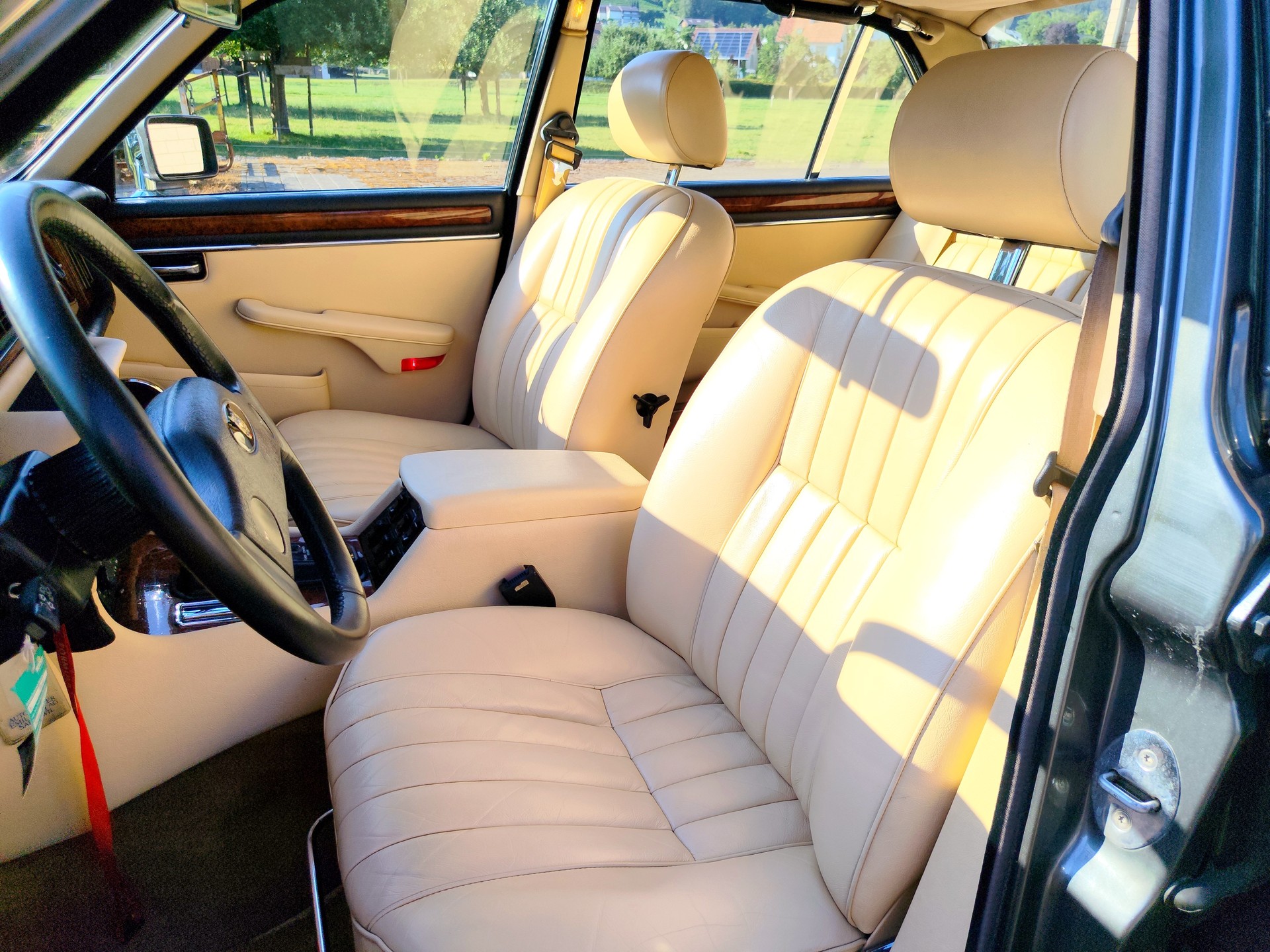 JAGUAR Sovereign XJ-12 5.3 H.E.-image-9