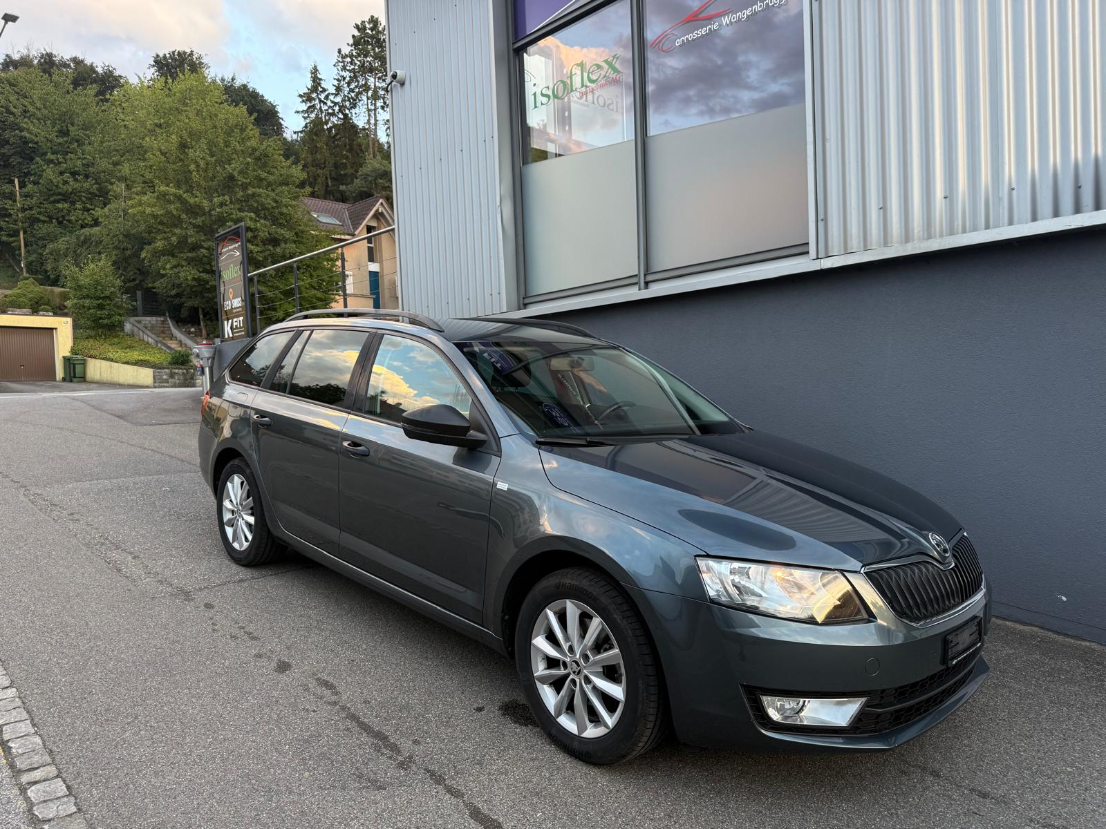 SKODA Octavia Combi 1.4 TSI Active