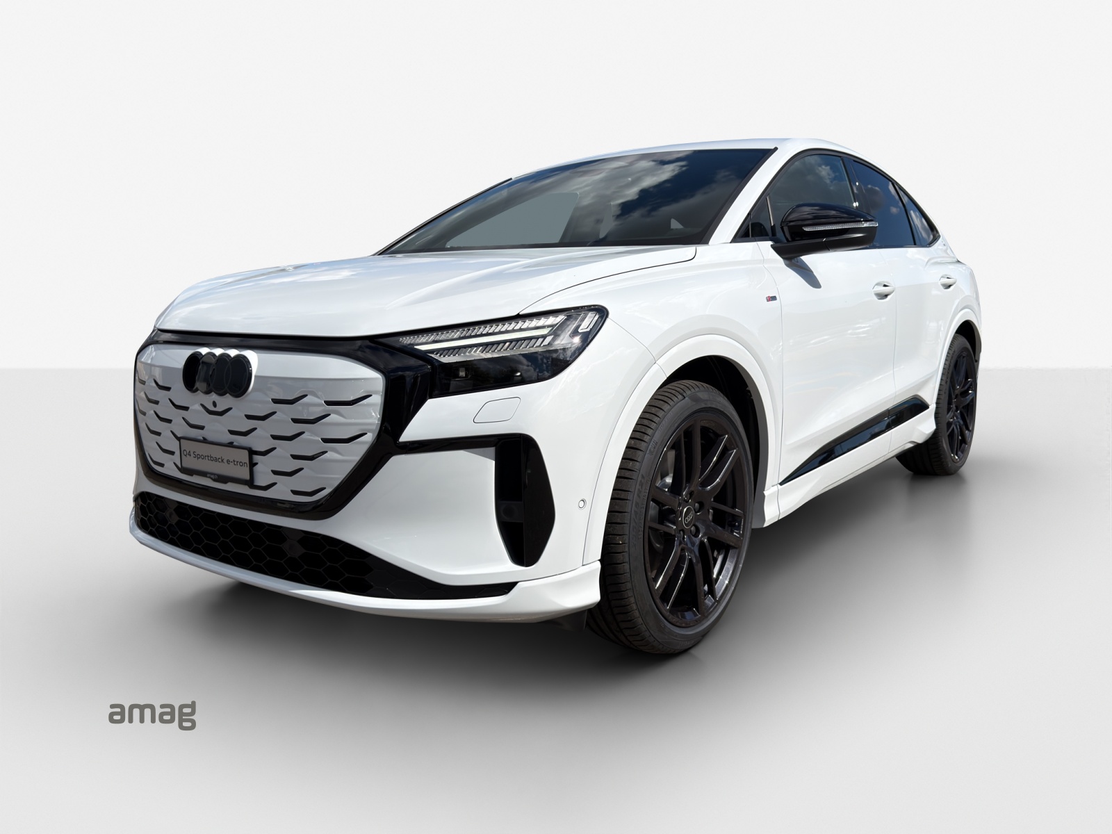 AUDI Q4 Sportback e-tron quattro performance Swiss Ski