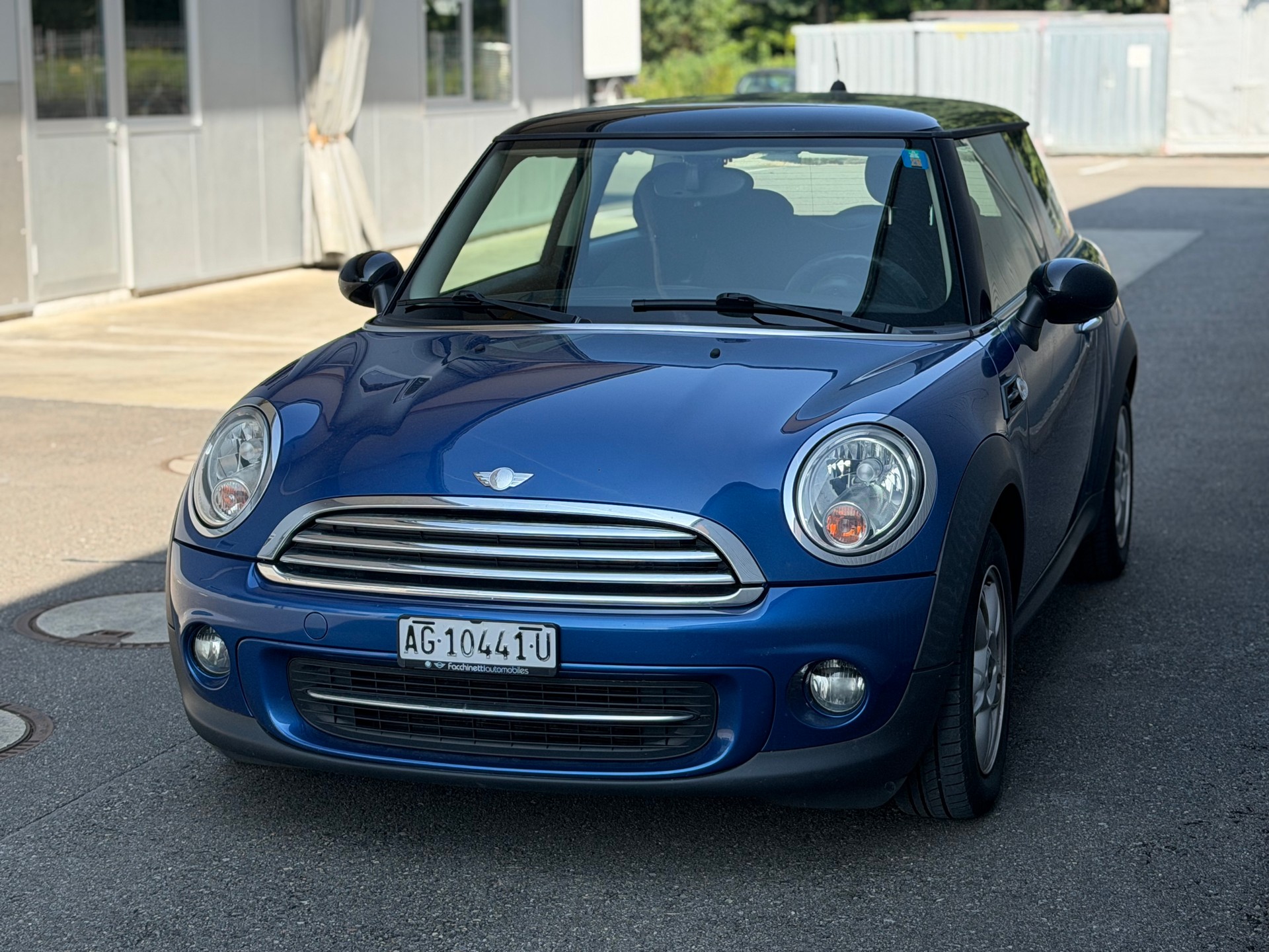 MINI Cooper-image-2