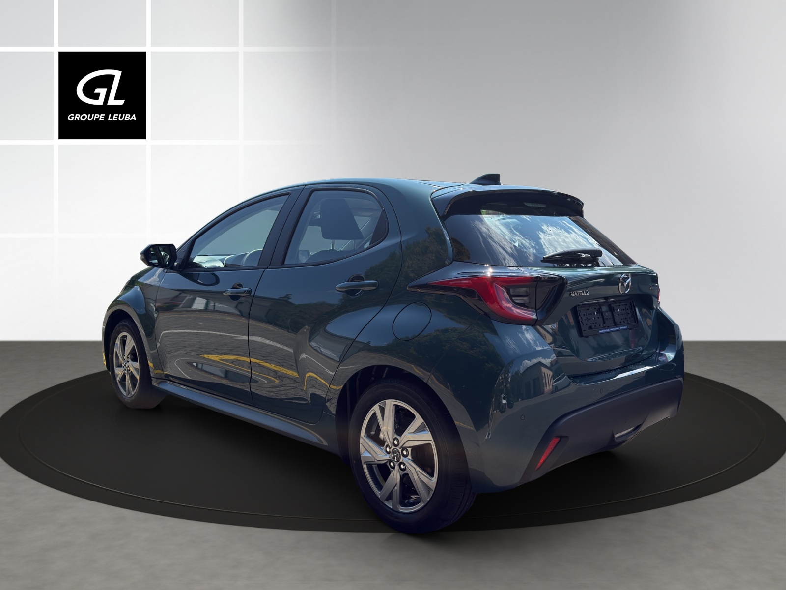 MAZDA 2 Hybrid Exclusive-line-showroom-element-3