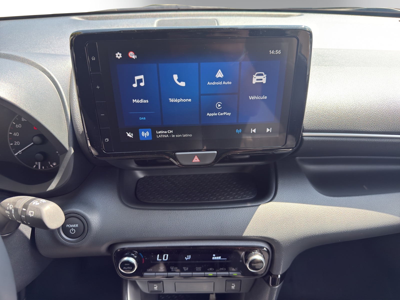 MAZDA 2 Hybrid Exclusive-line-image-11