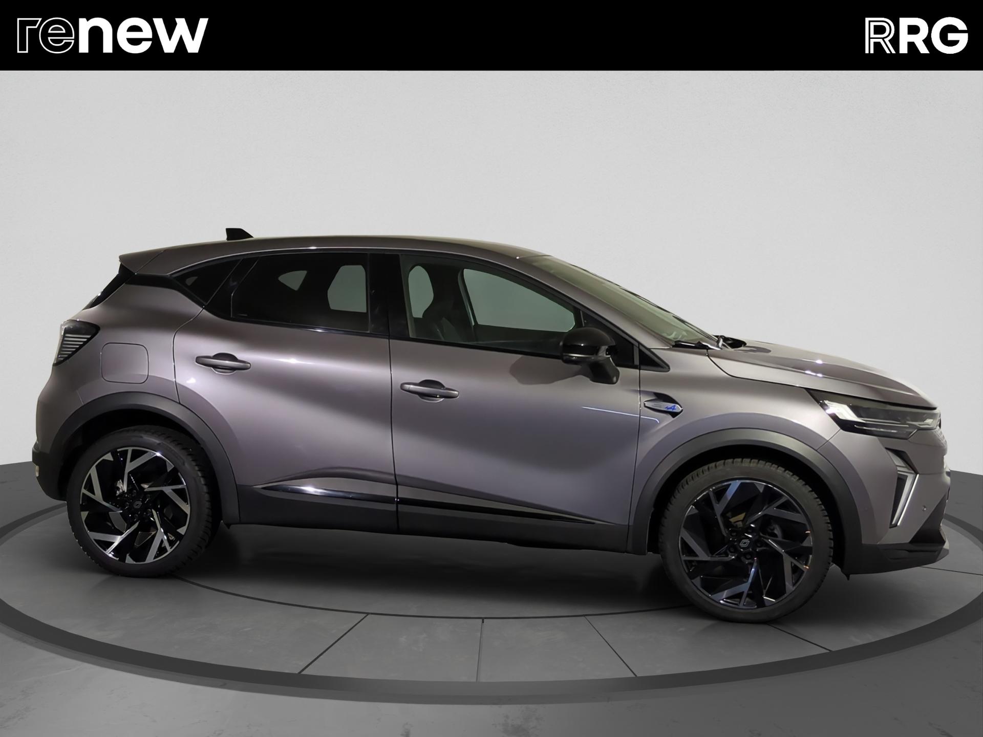 RENAULT Captur 1.3 TCe Esprit Alpine EDC-showroom-element-1