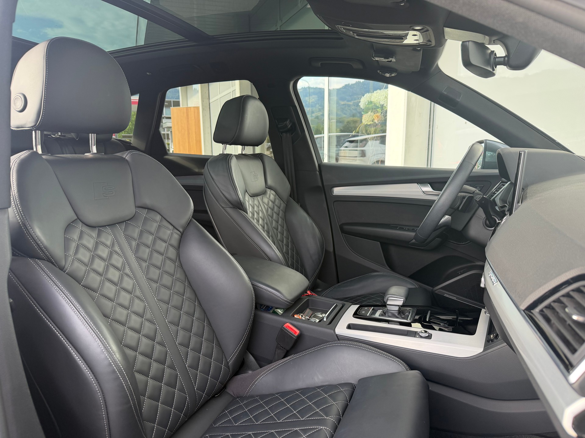 AUDI Q5 45 TFSI S-line quattro S-tronic-showroom-element-3