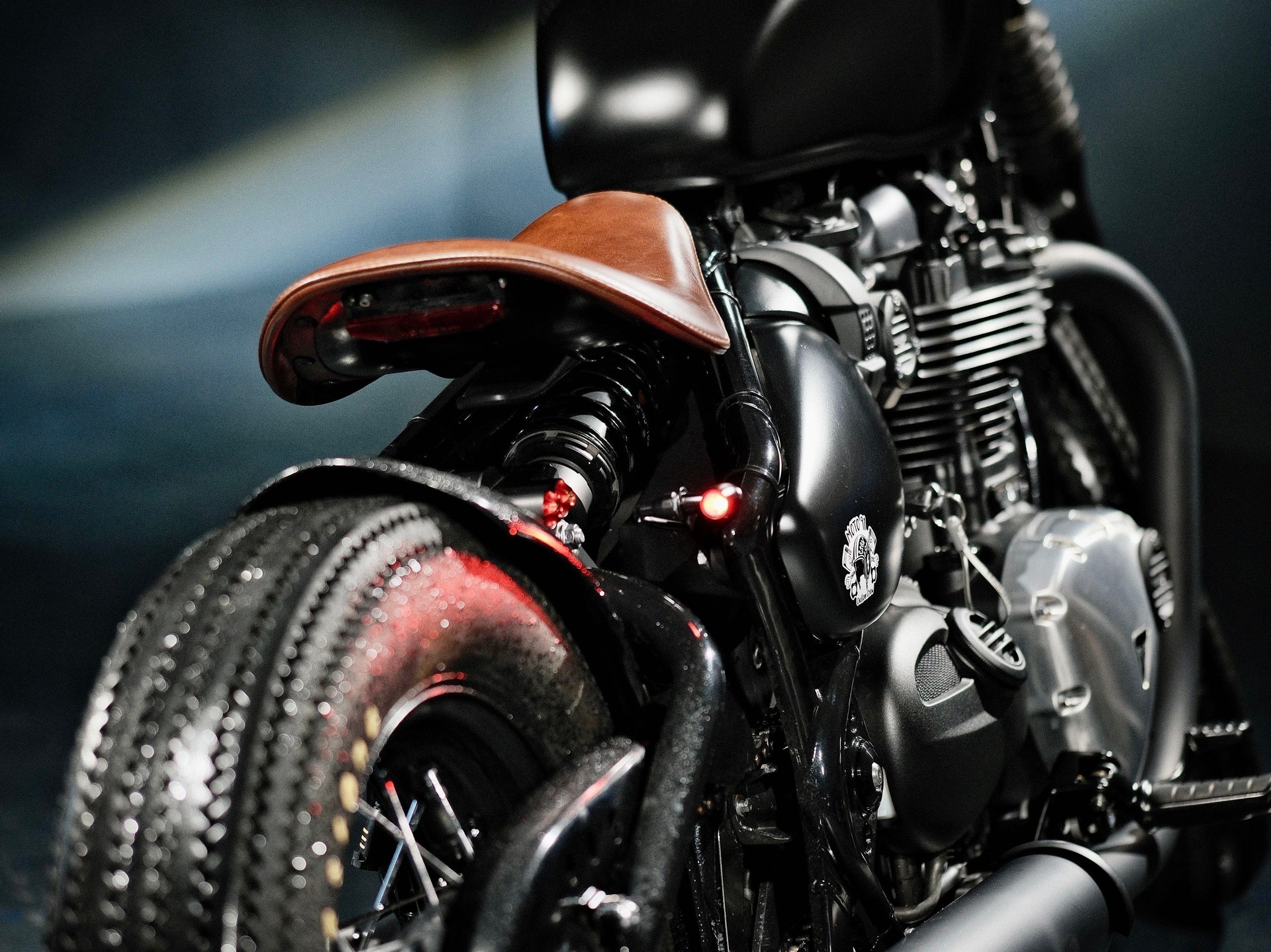 TRIUMPH Bonneville 1200 Bobber ABS-image-11