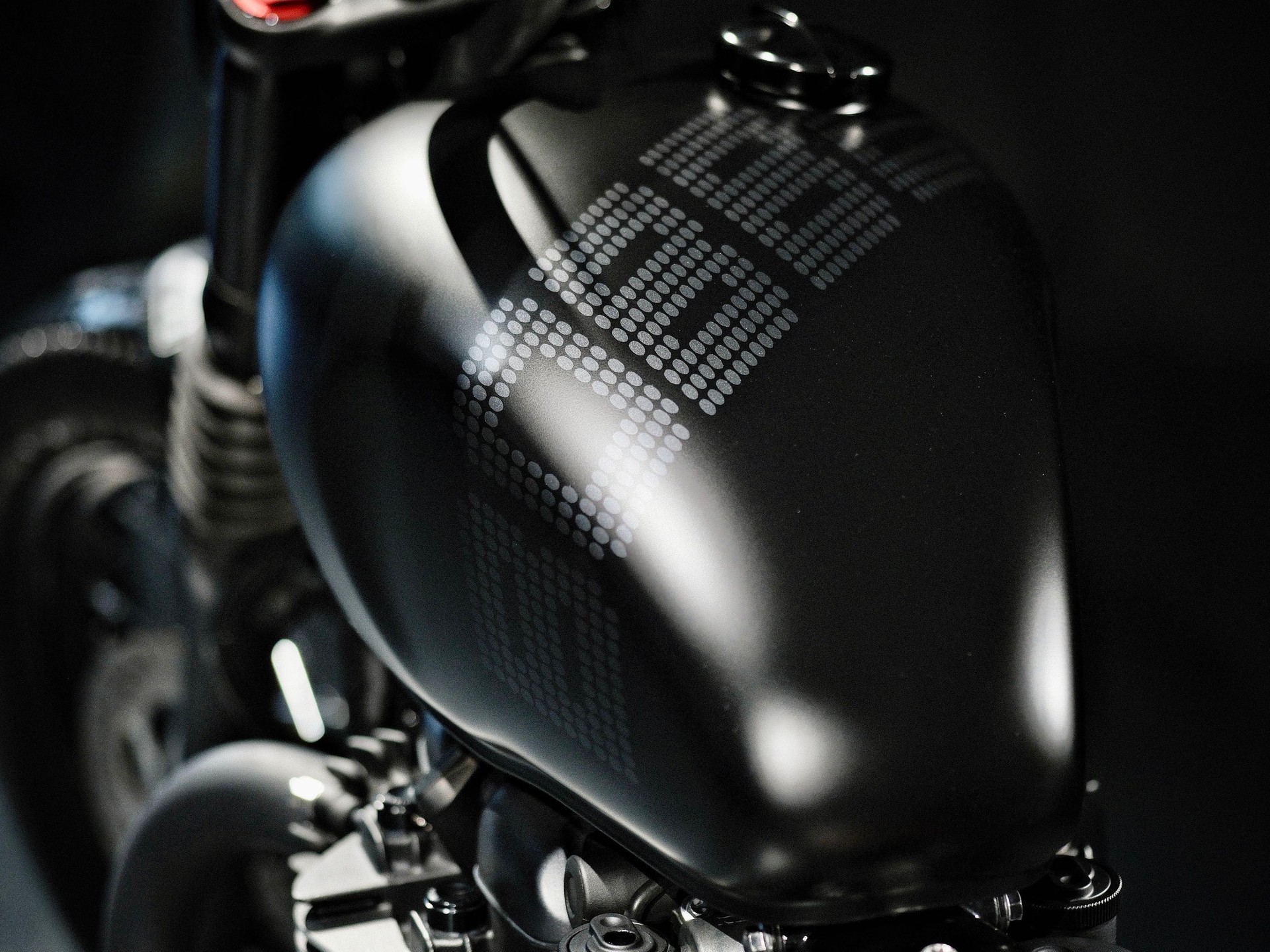 TRIUMPH Bonneville 1200 Bobber ABS-image-12