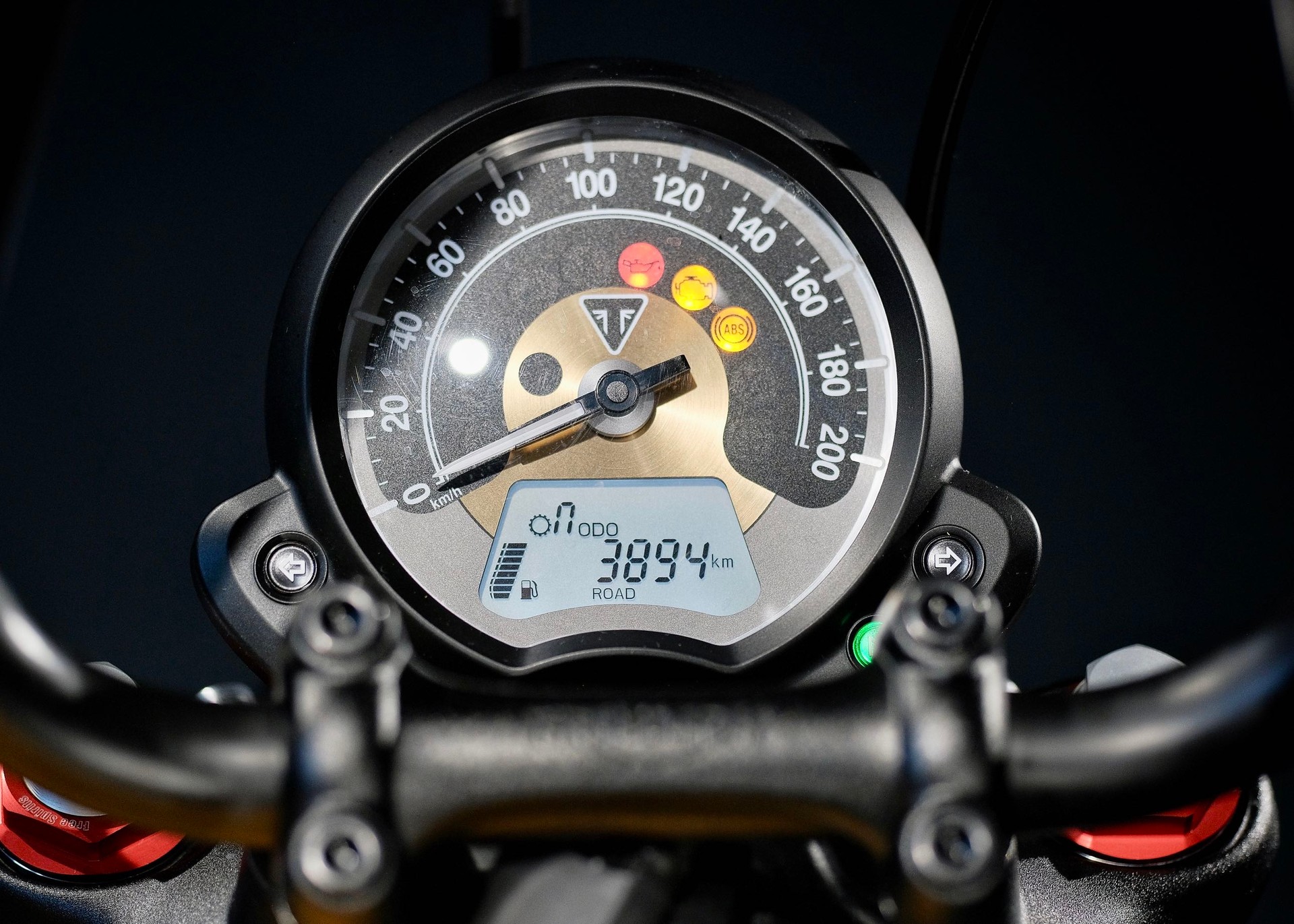TRIUMPH Bonneville 1200 Bobber ABS-image-15
