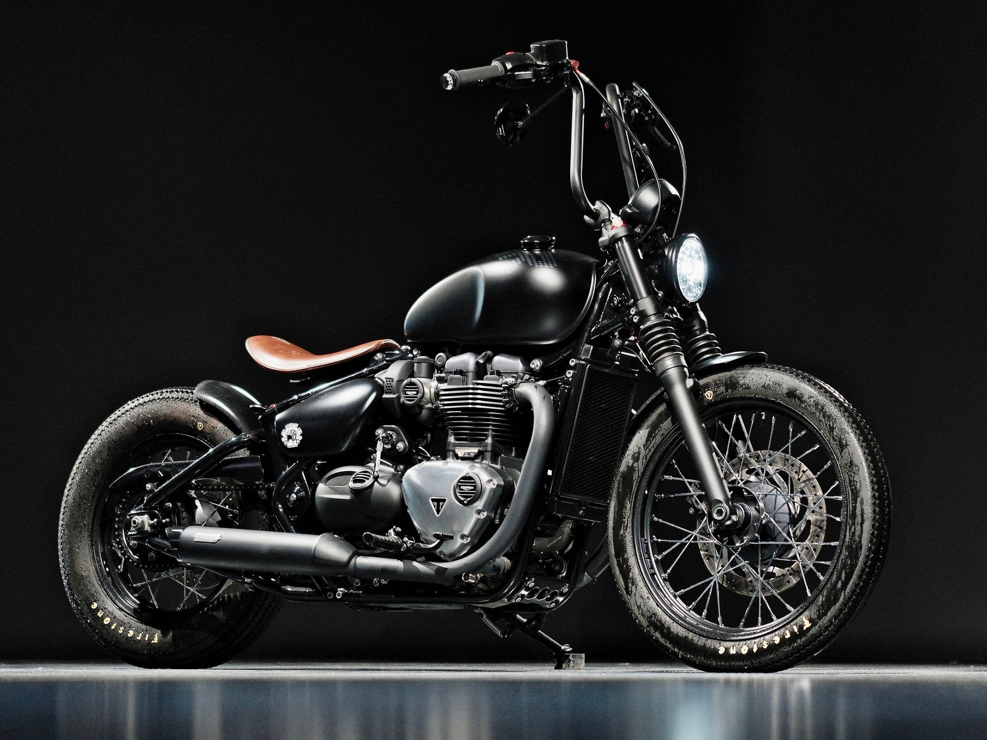TRIUMPH Bonneville 1200 Bobber ABS-image-0