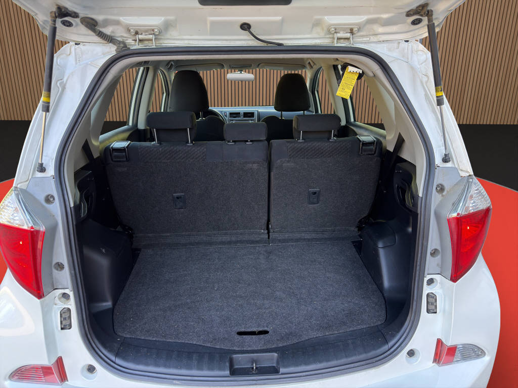 TOYOTA Verso-S 1.33 VVT-i Linea Luna-image-19