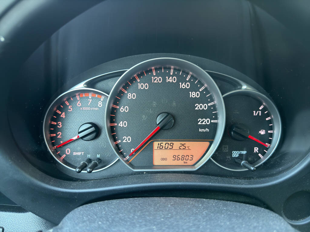 TOYOTA Verso-S 1.33 VVT-i Linea Luna-image-15