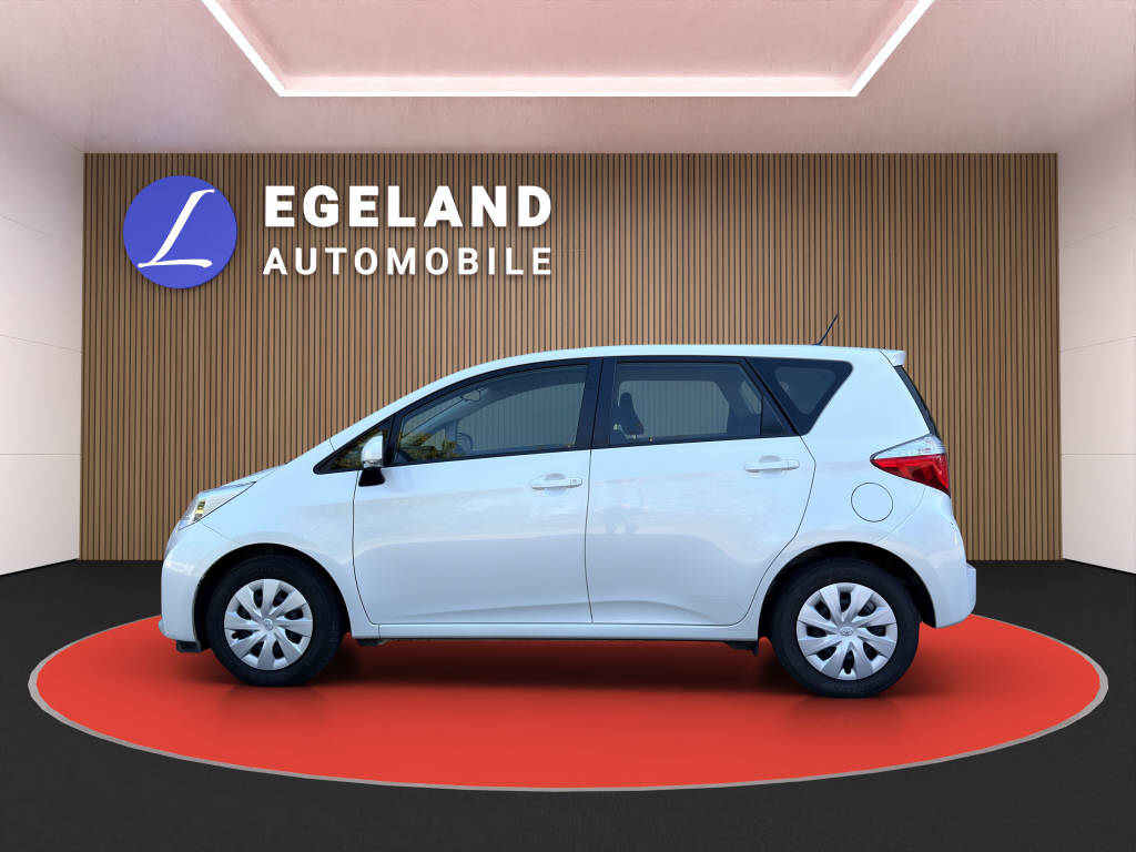 TOYOTA Verso-S 1.33 VVT-i Linea Luna-image-6