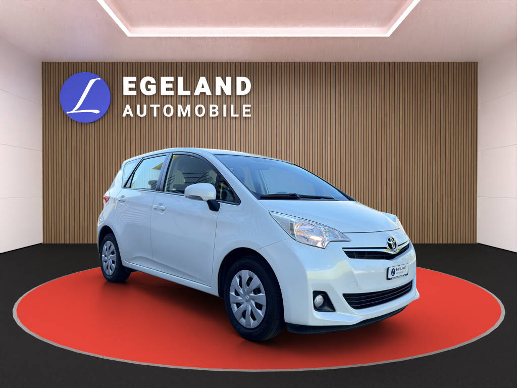 TOYOTA Verso-S 1.33 VVT-i Linea Luna-showroom-element-1