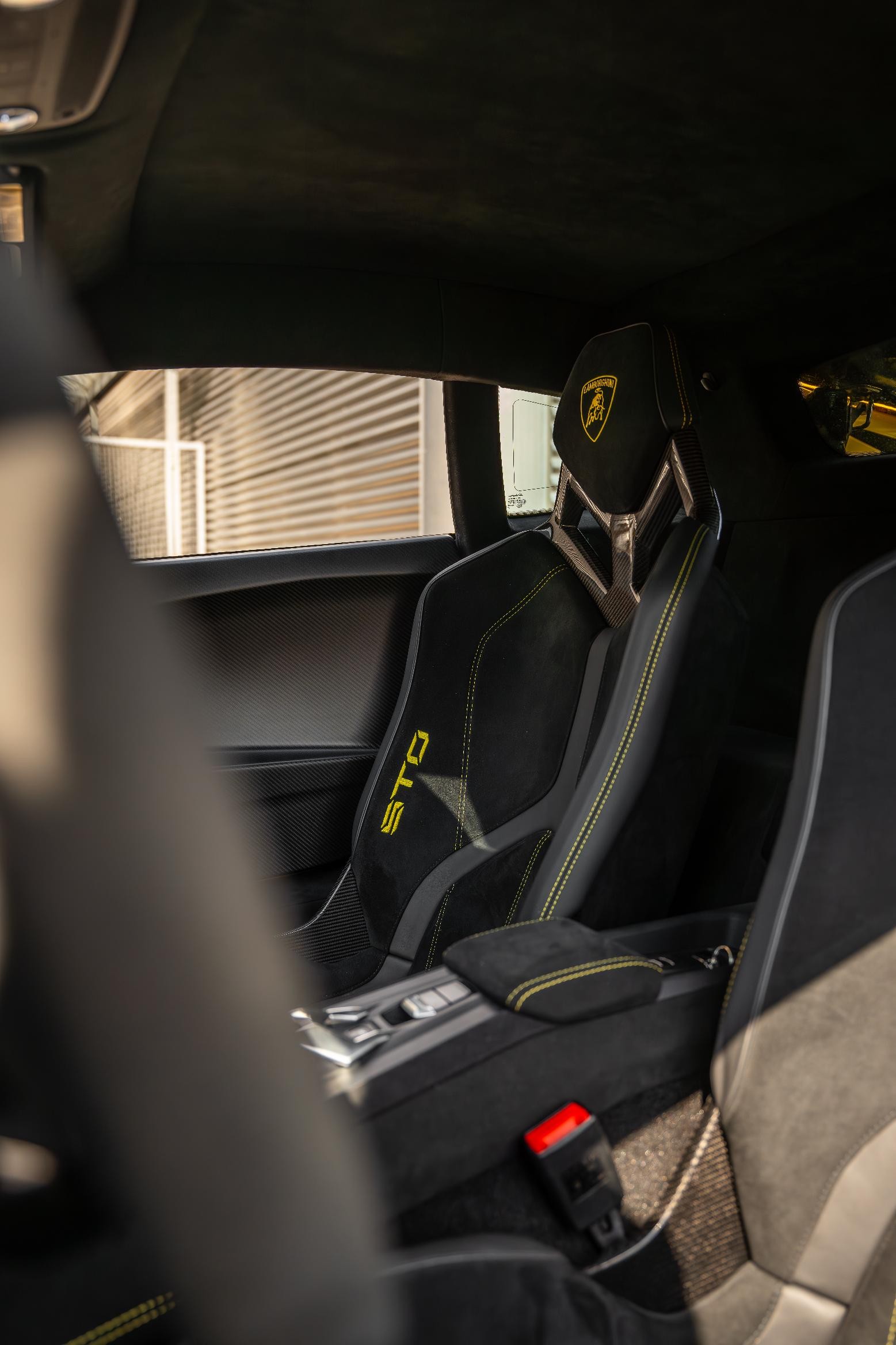 LAMBORGHINI Huracan STO Coupé DCT RWD-image-8