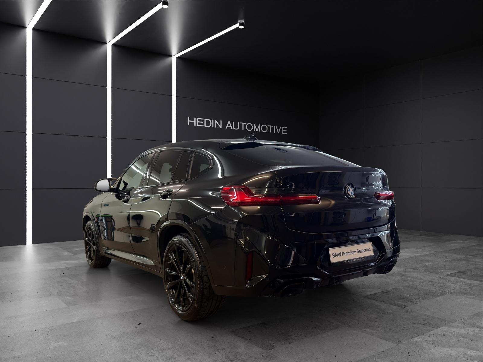 BMW X4 M40i-showroom-element-2