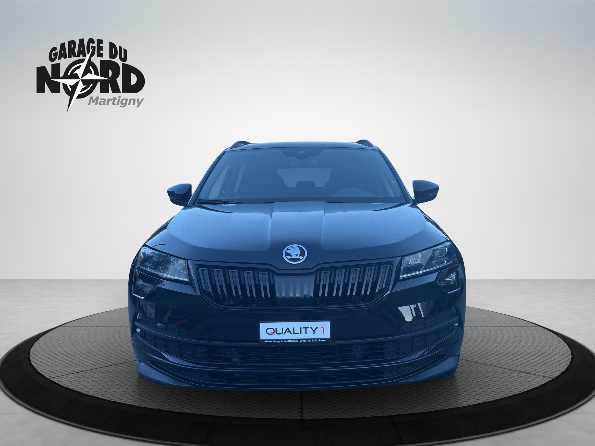 SKODA Karoq 1.5 TSI ACT SportLine DSG-showroom-element-1