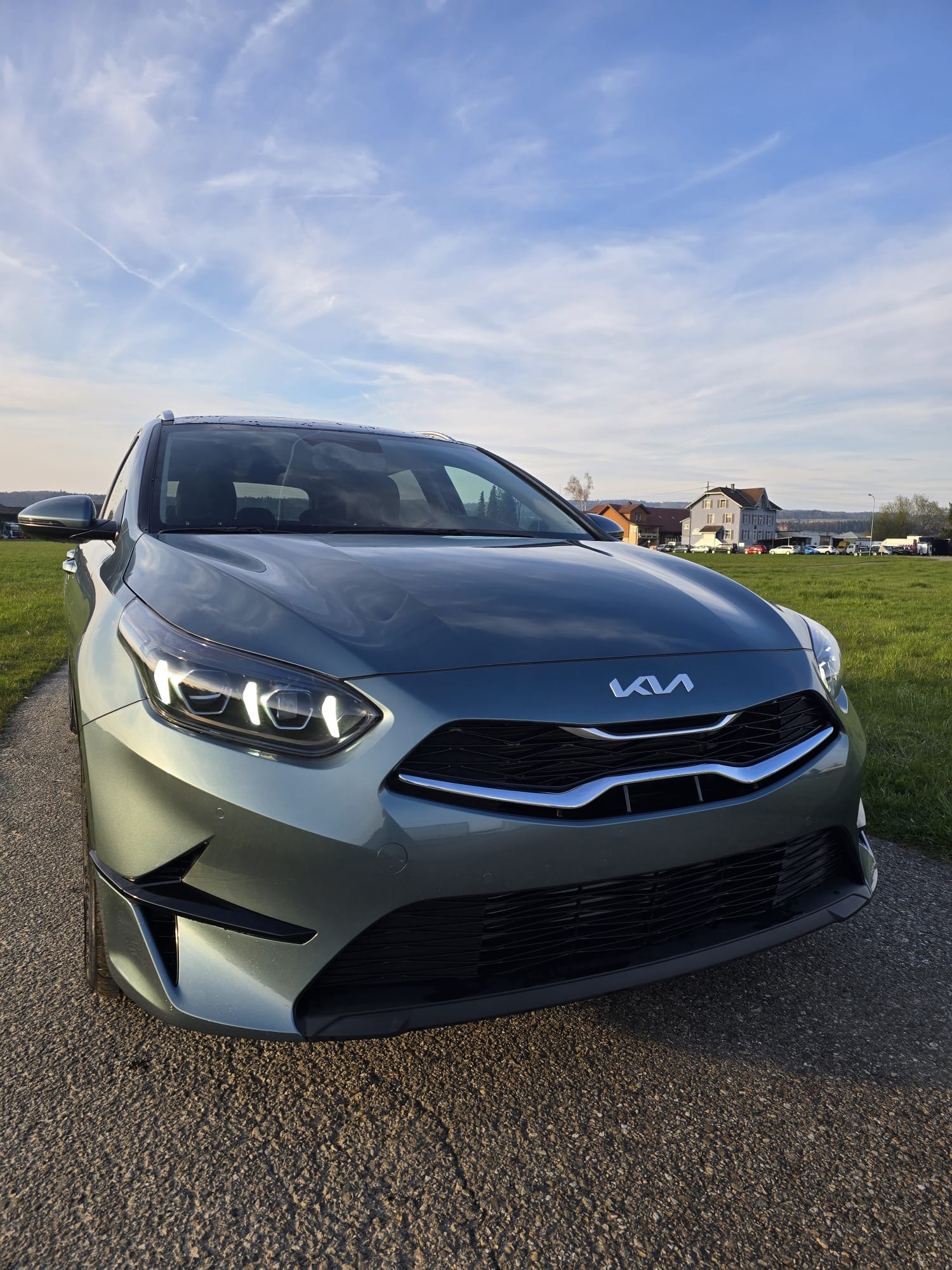KIA Ceed 1.5 T-GDi MHEV Power DCT-showroom-element-2