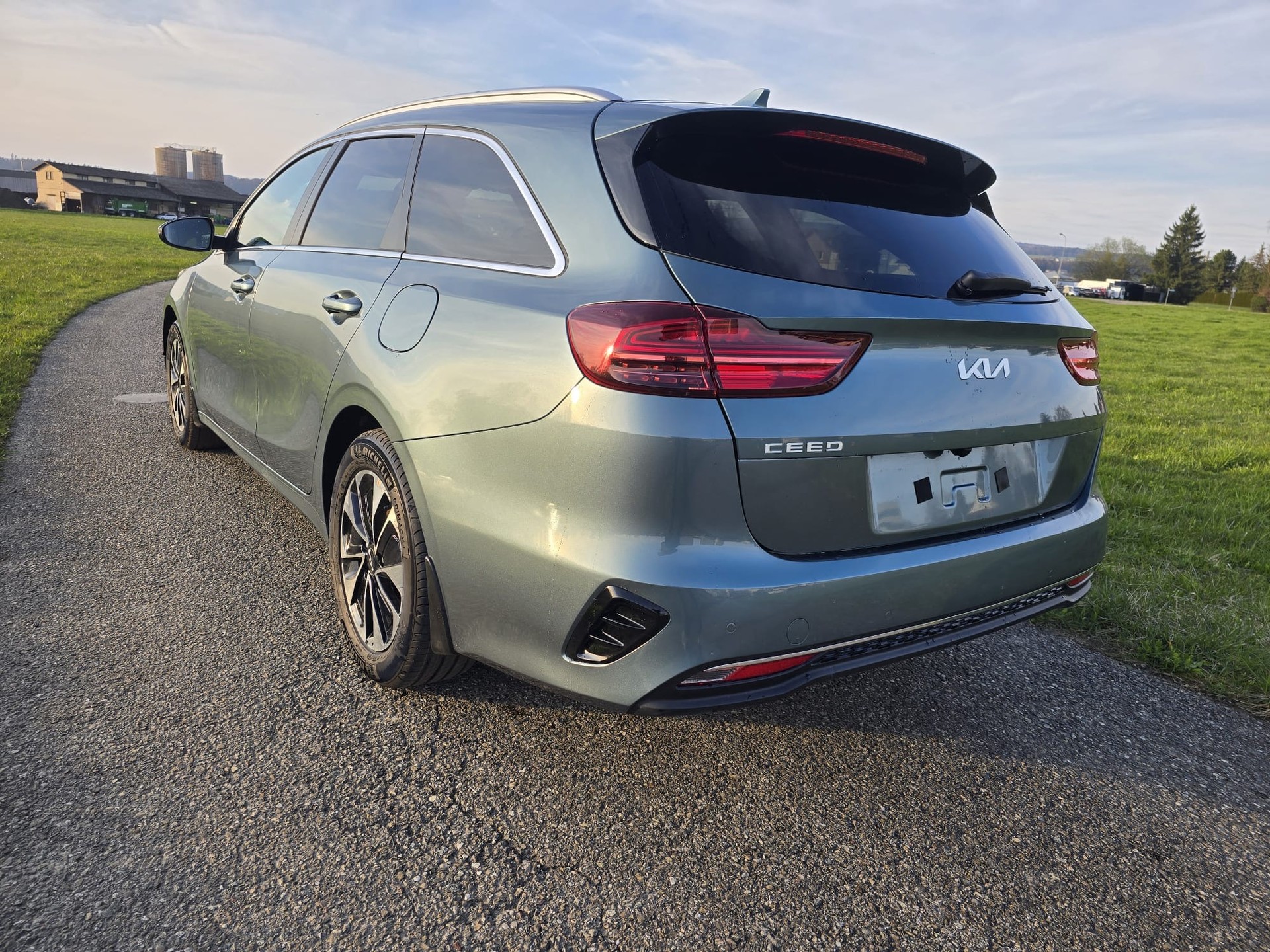 KIA Ceed 1.5 T-GDi MHEV Power DCT-image-7