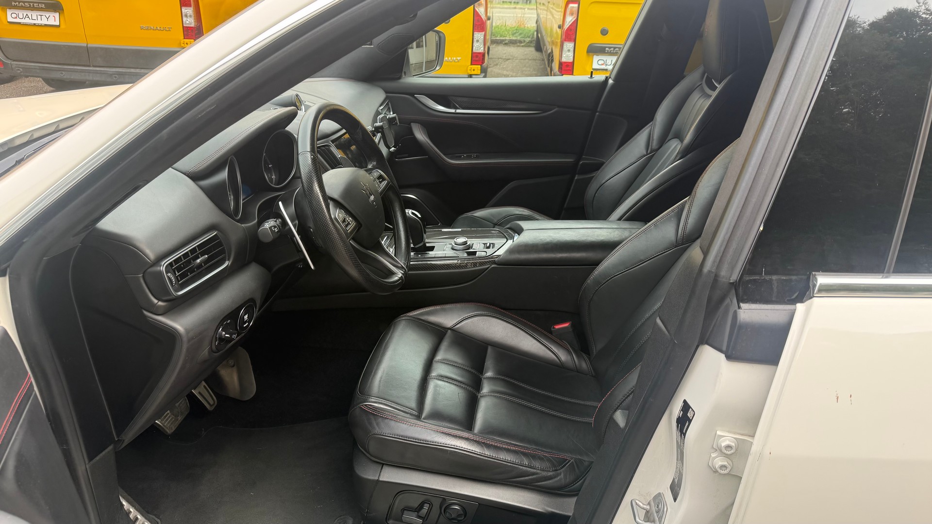 MASERATI Levante S 3.0 V6 Automatica-image-10