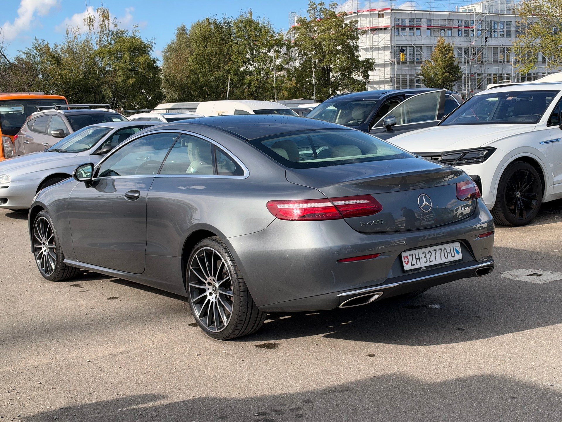 MERCEDES-BENZ E 400 Coupé AMG Line 4 Matic 9G-Tronic-showroom-element-3