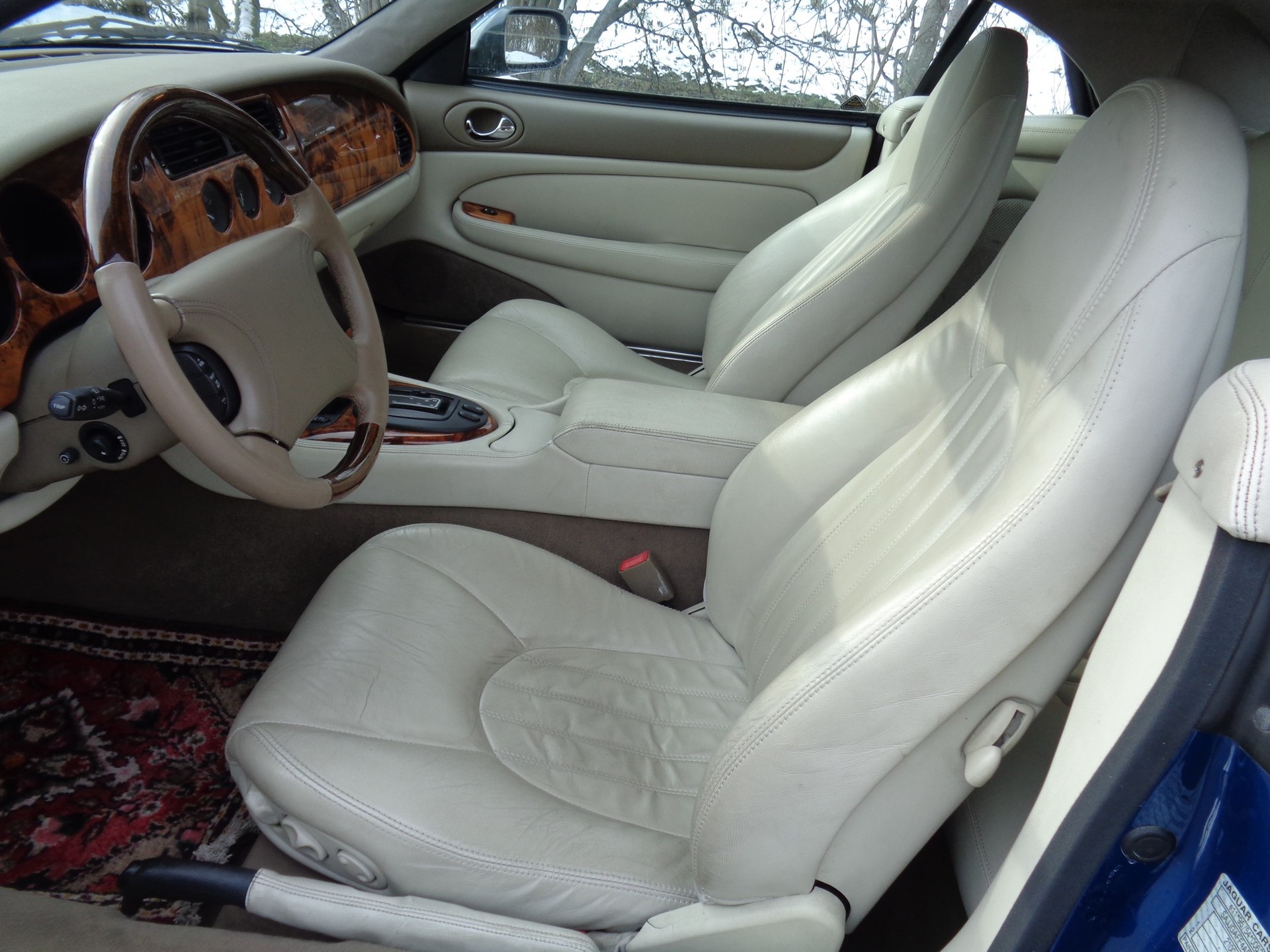 JAGUAR XKR S/C Convertible-image-6