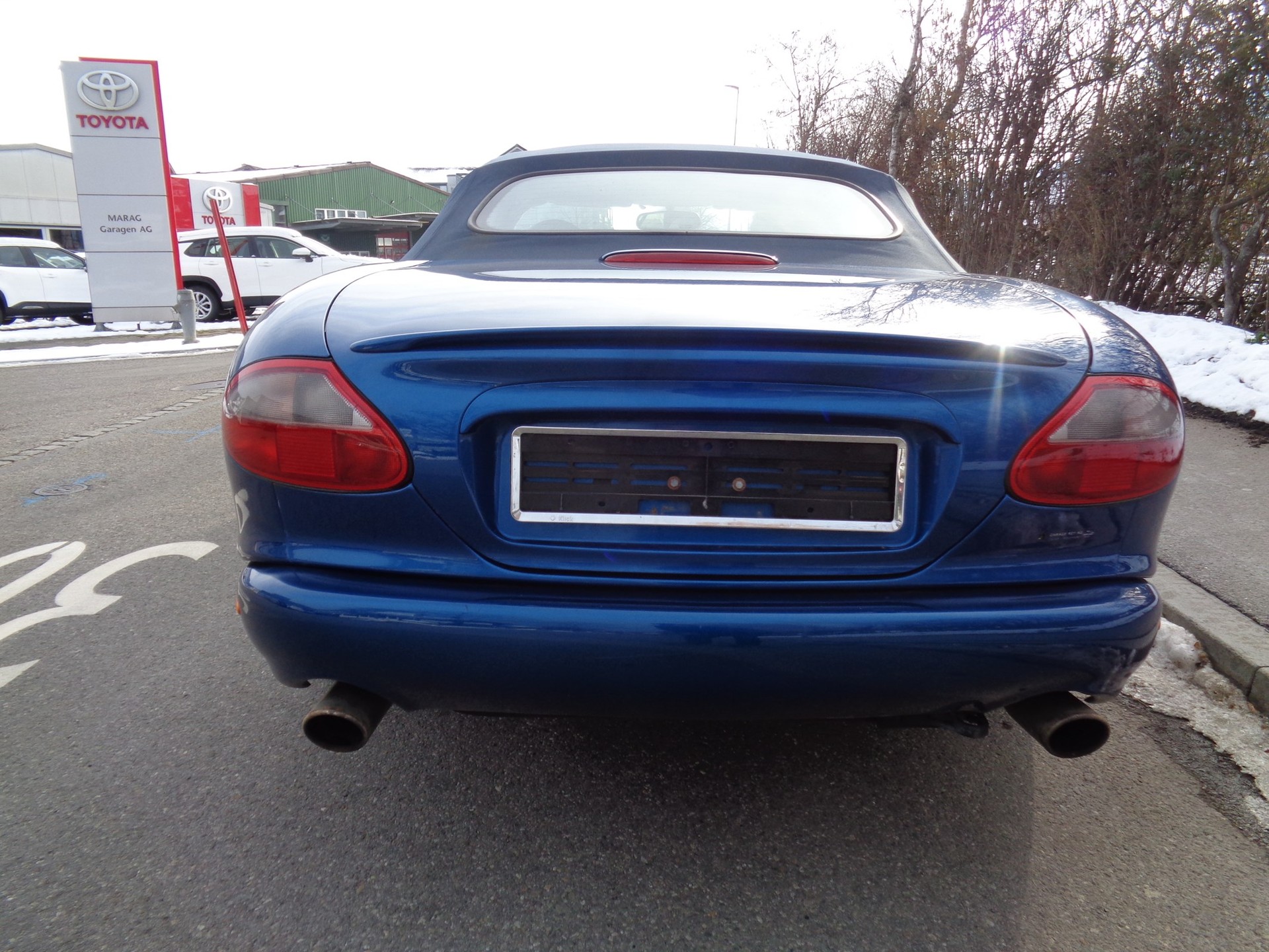 JAGUAR XKR S/C Convertible-image-2