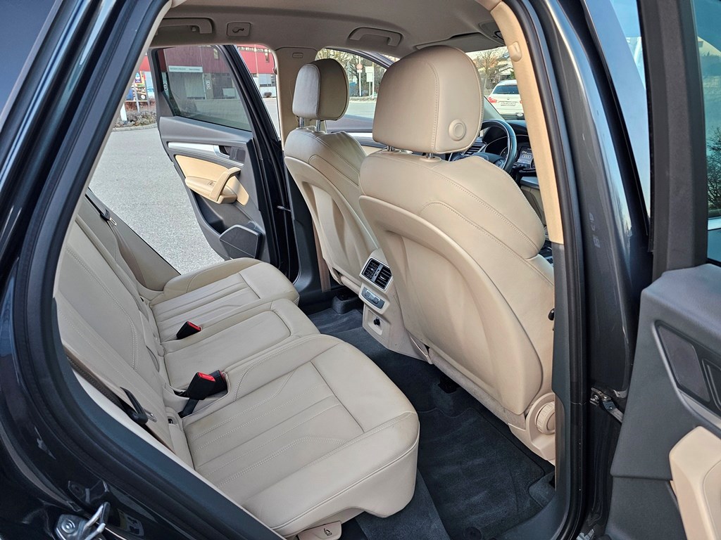 AUDI Q5 2.0 TDI 190 Sport quat. S-Tr.-image-14