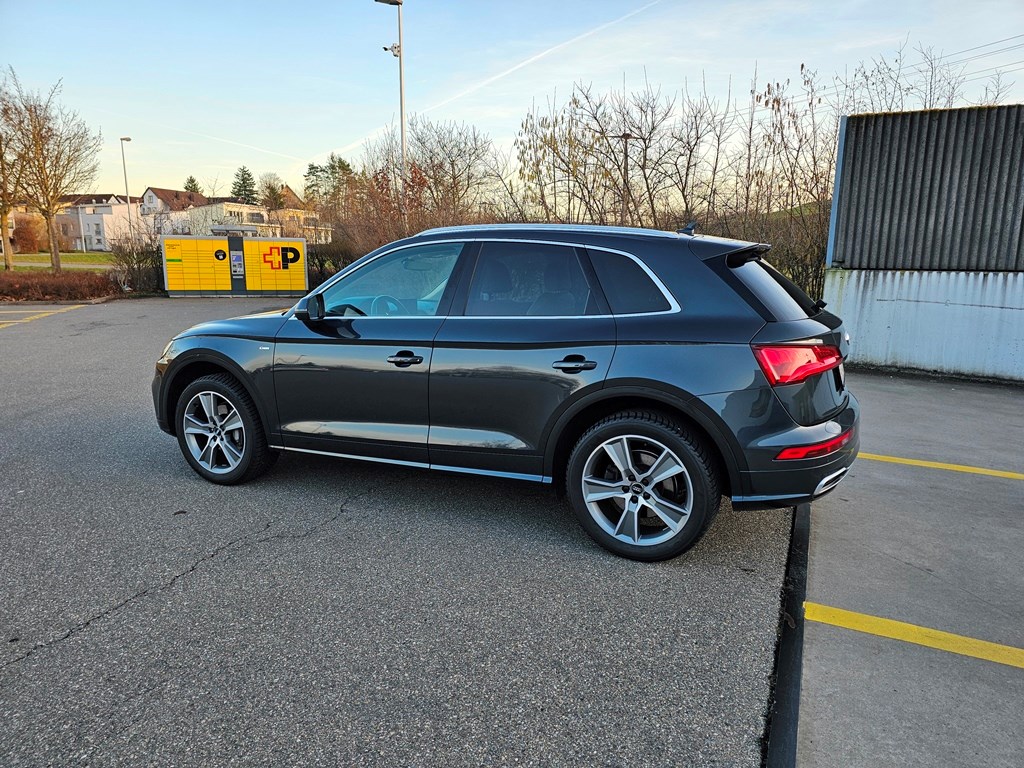 AUDI Q5 2.0 TDI 190 Sport quat. S-Tr.-showroom-element-3
