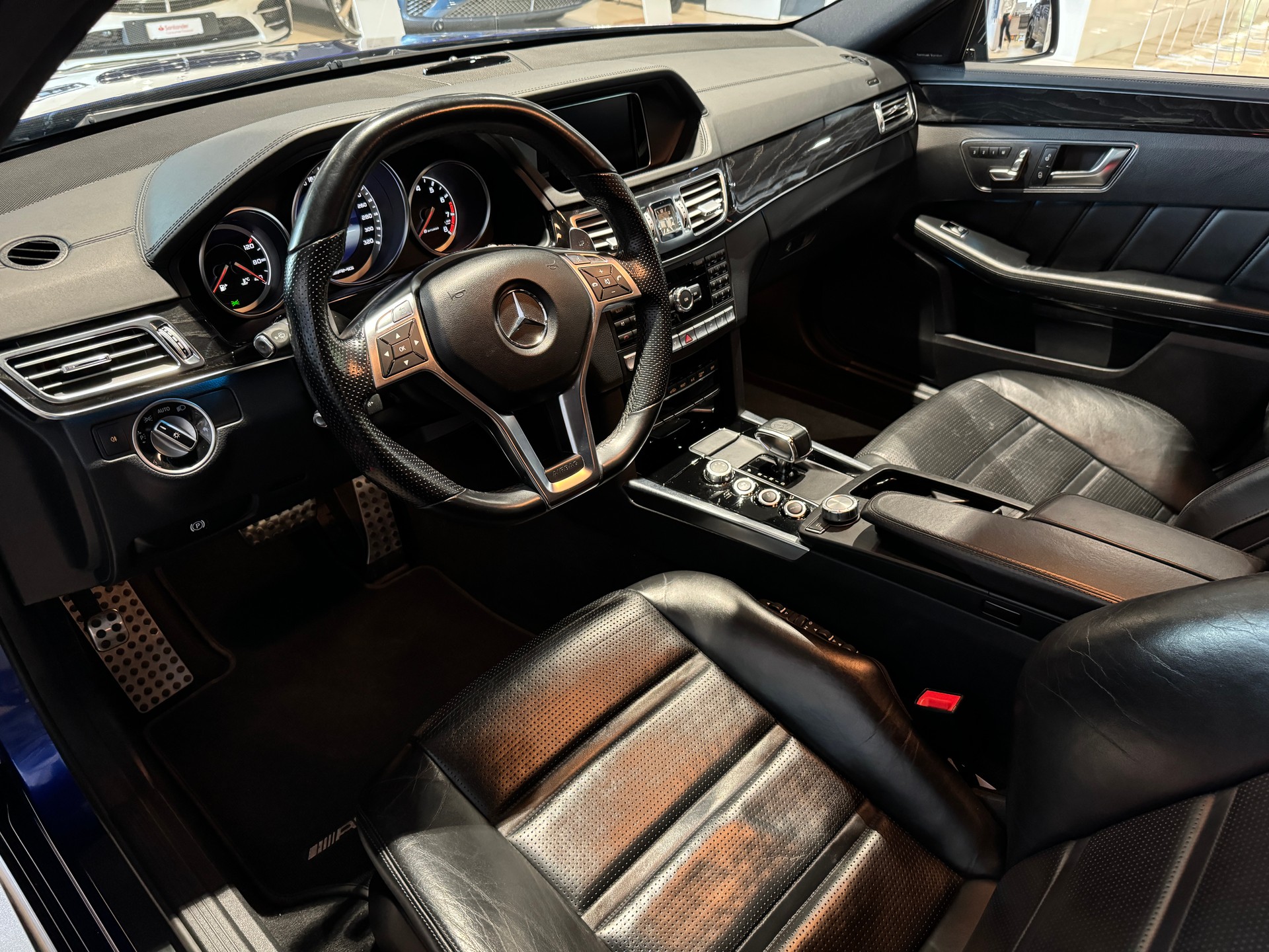 MERCEDES-BENZ E 63 AMG Speedshift-image-8