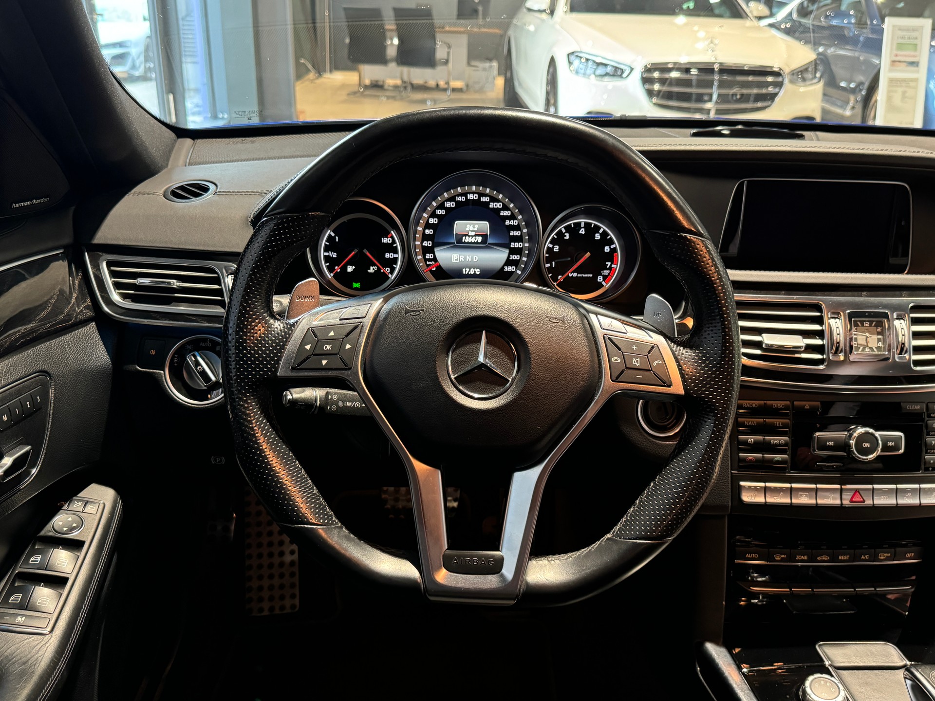 MERCEDES-BENZ E 63 AMG Speedshift-image-10