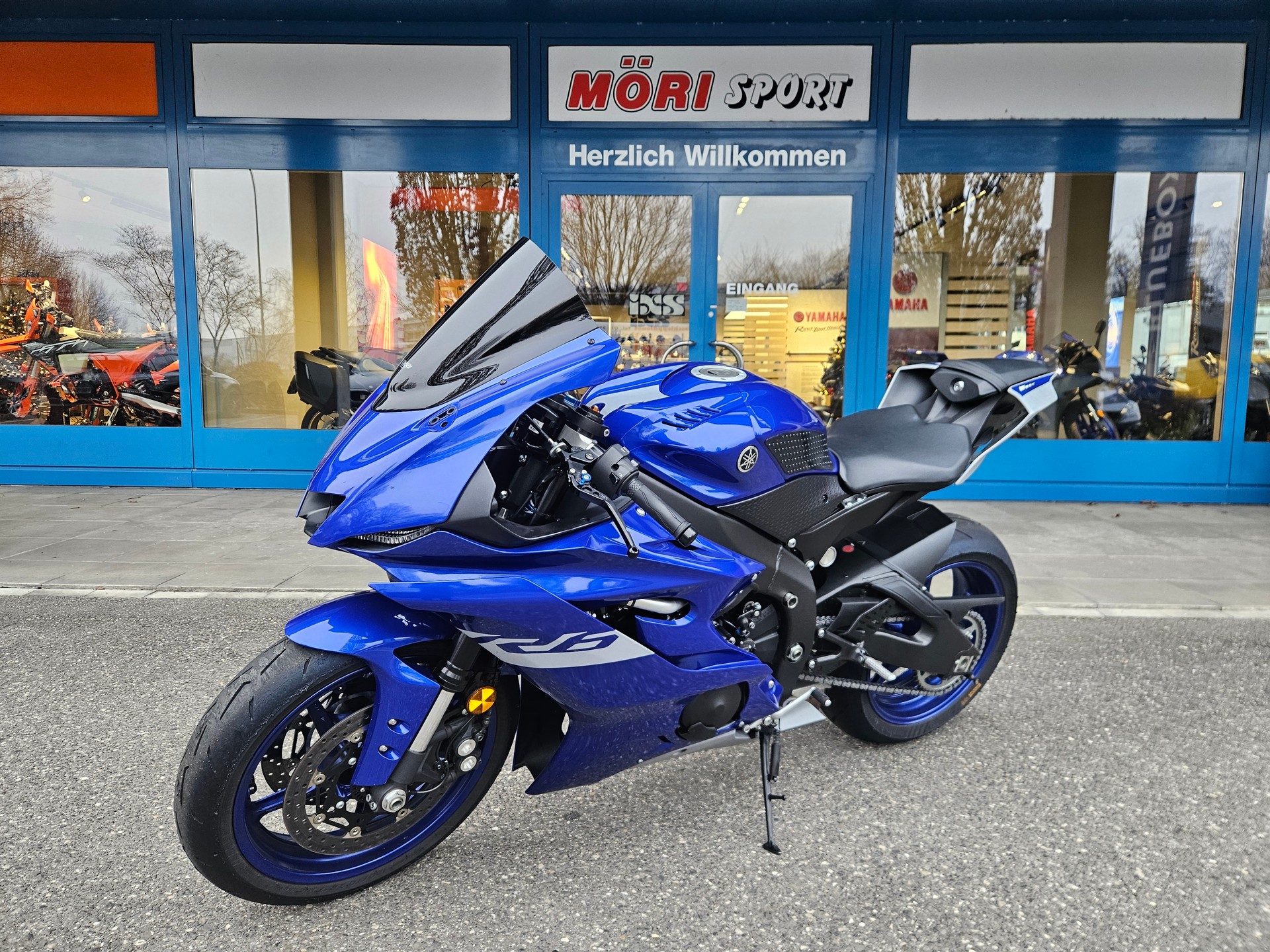 YAMAHA YZF-R6-image-2