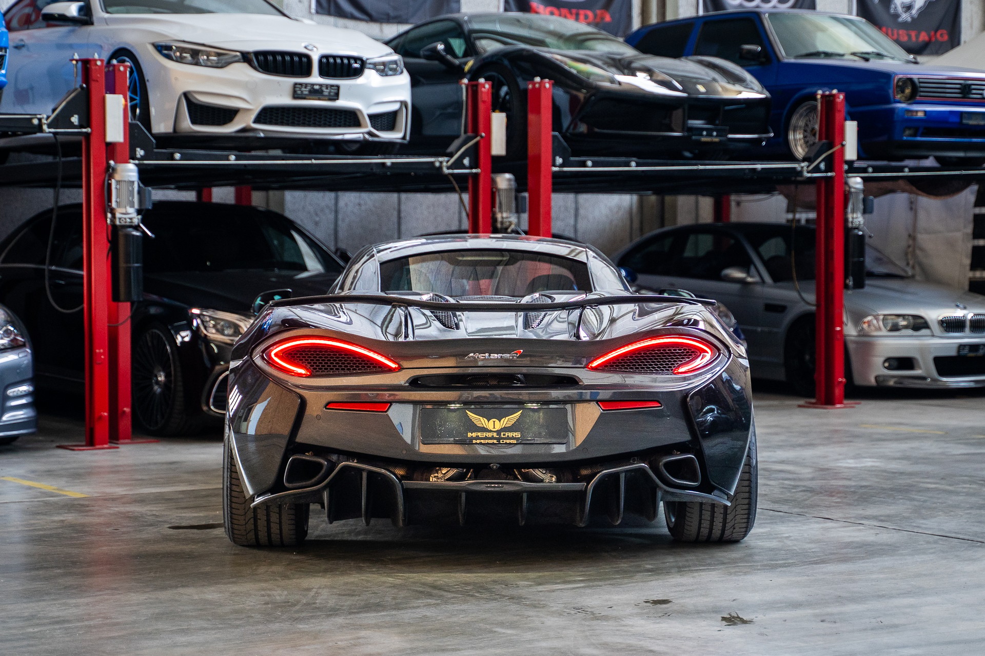 McLAREN 570S Coupé 3.8 V8 SSG-image-4