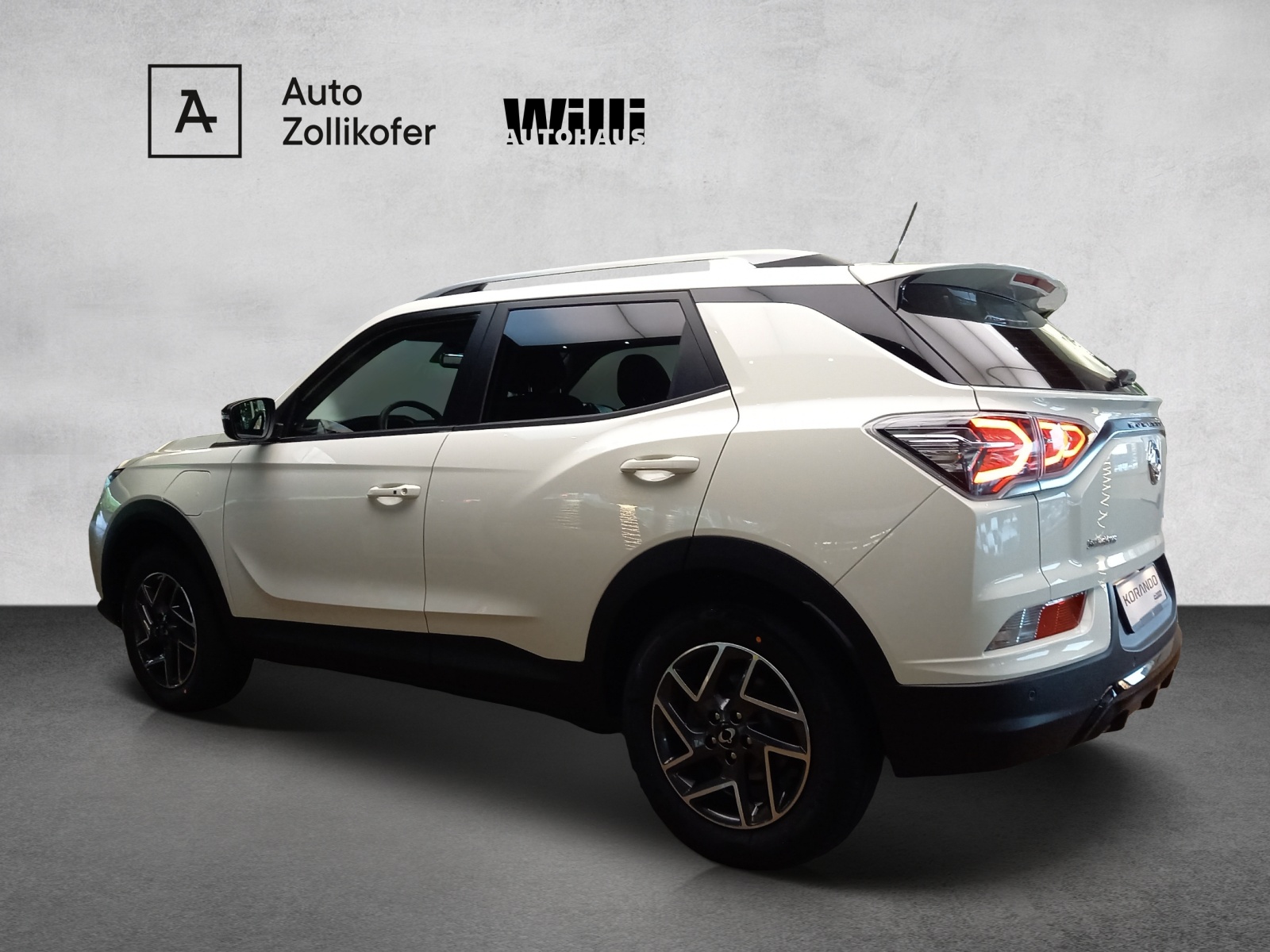 KGM-SsangYong Korando eMotion Titanium 61.5kWh-showroom-element-3