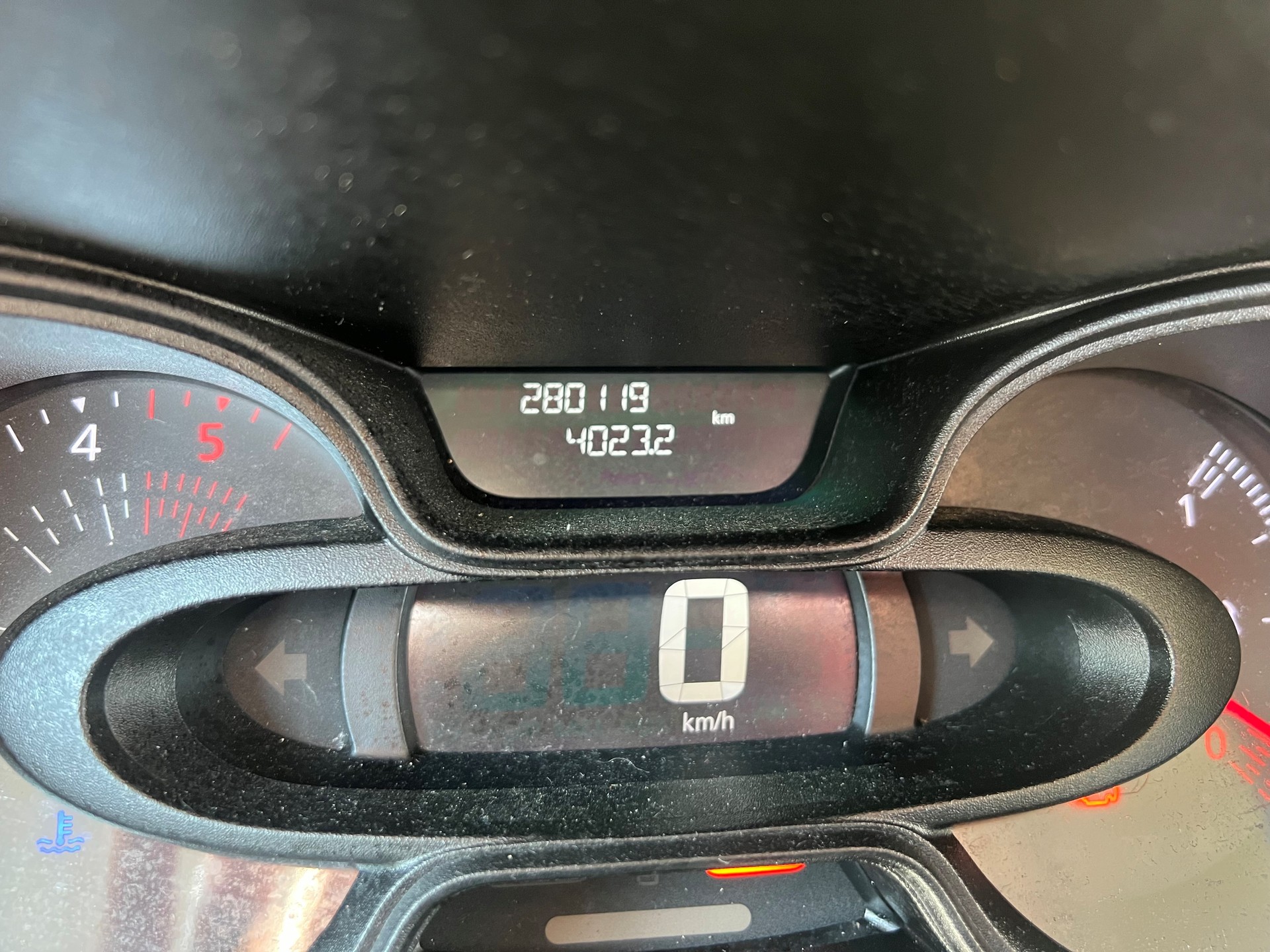 RENAULT Trafic dCi120-image-6