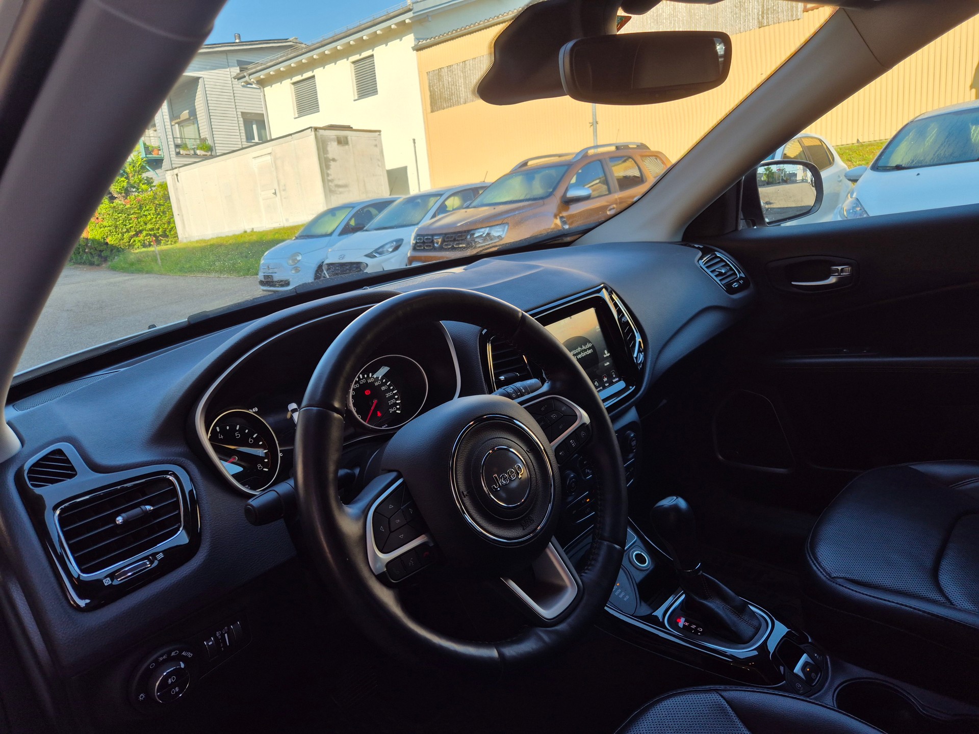 JEEP Compass 1.4 Turbo Limited AWD 9ATX-image-8