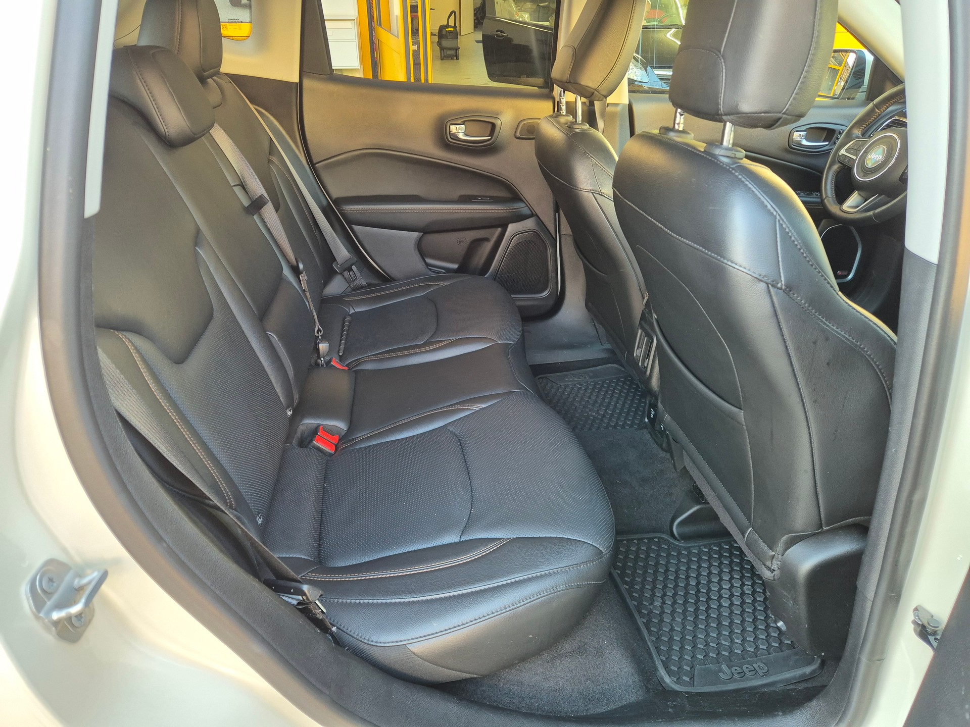 JEEP Compass 1.4 Turbo Limited AWD 9ATX-image-10