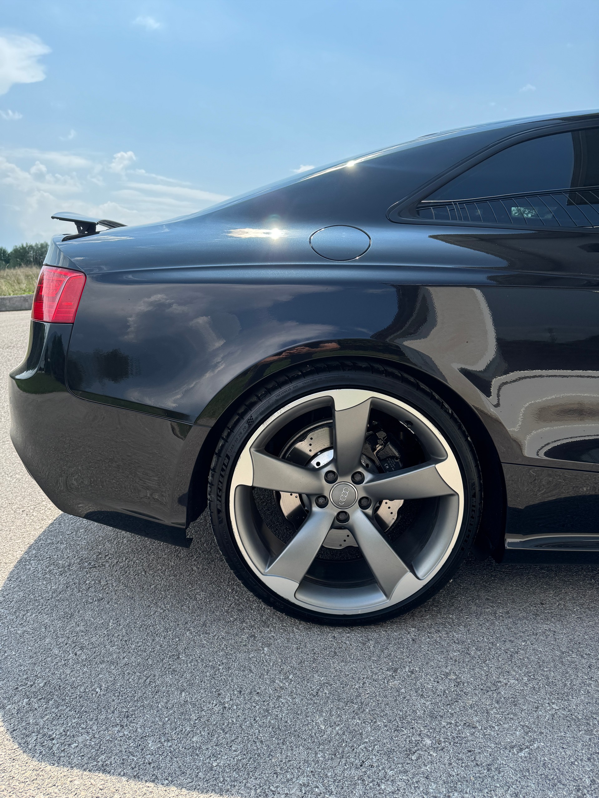 AUDI RS5 Coupé 4.2 FSI quattro S-tronic, *CAPRISTO-Abgasanlage | Vollausstattung | frisch ab Liebhaberservice (17‘000.-)*-image-5