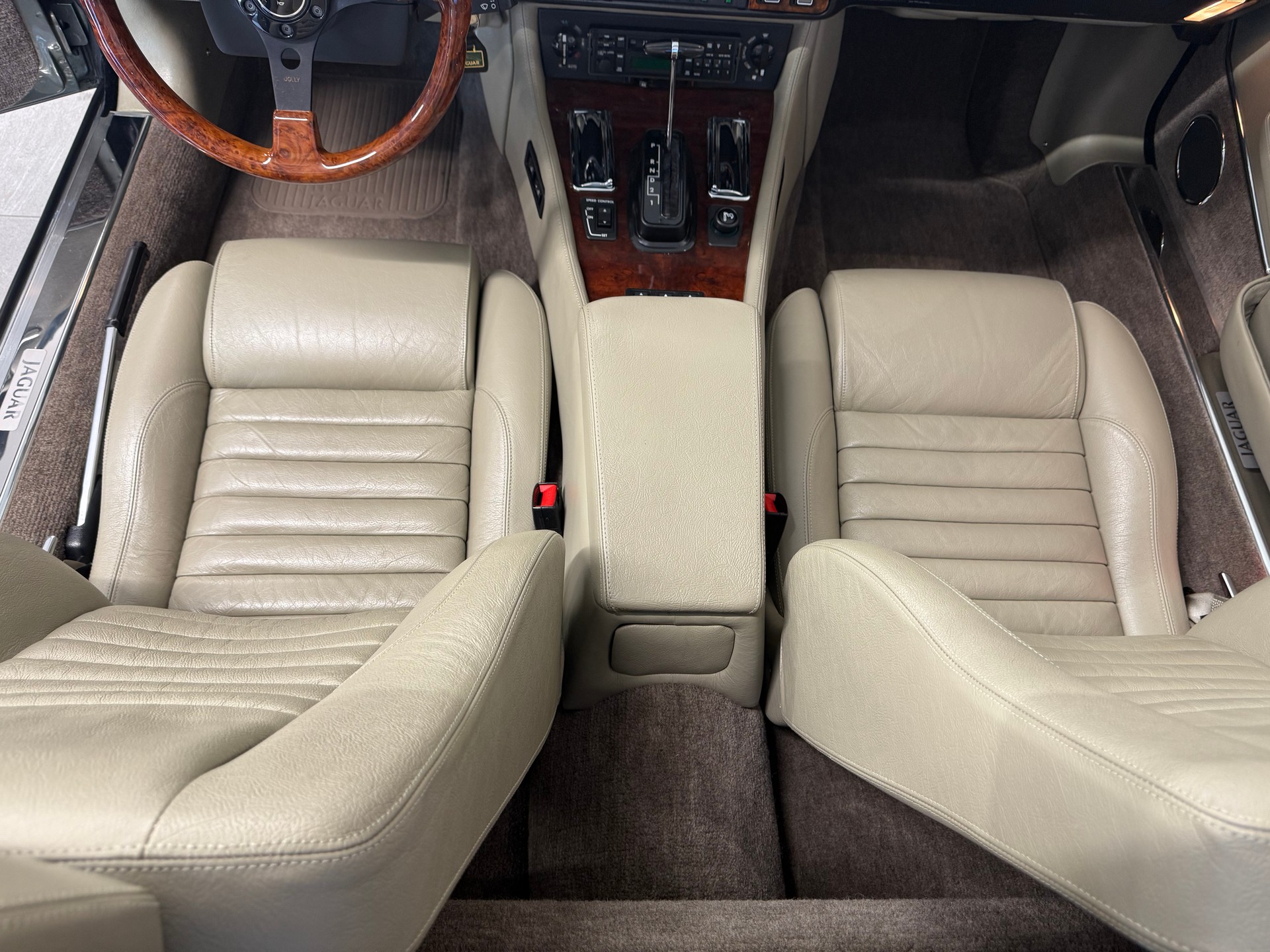 JAGUAR XJS 5.3 V12 Convertible-image-20