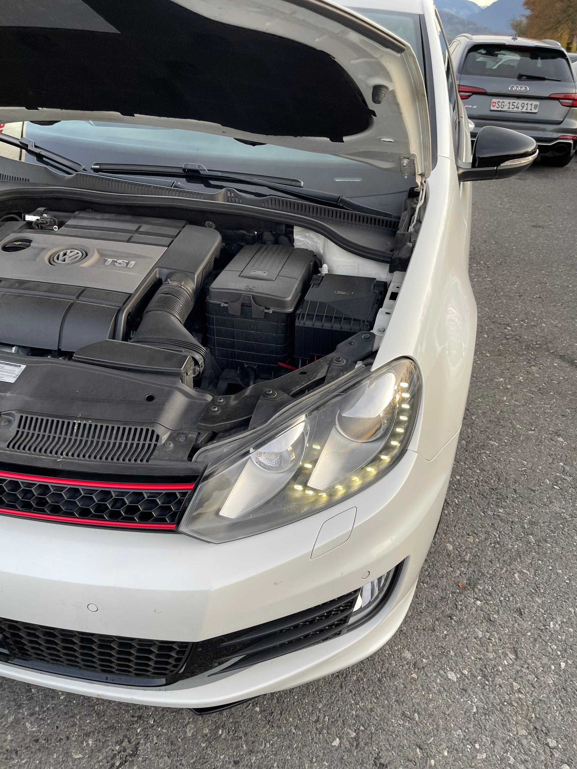 VW Golf 2.0 TSI GTI Edition 35 DSG-image-13