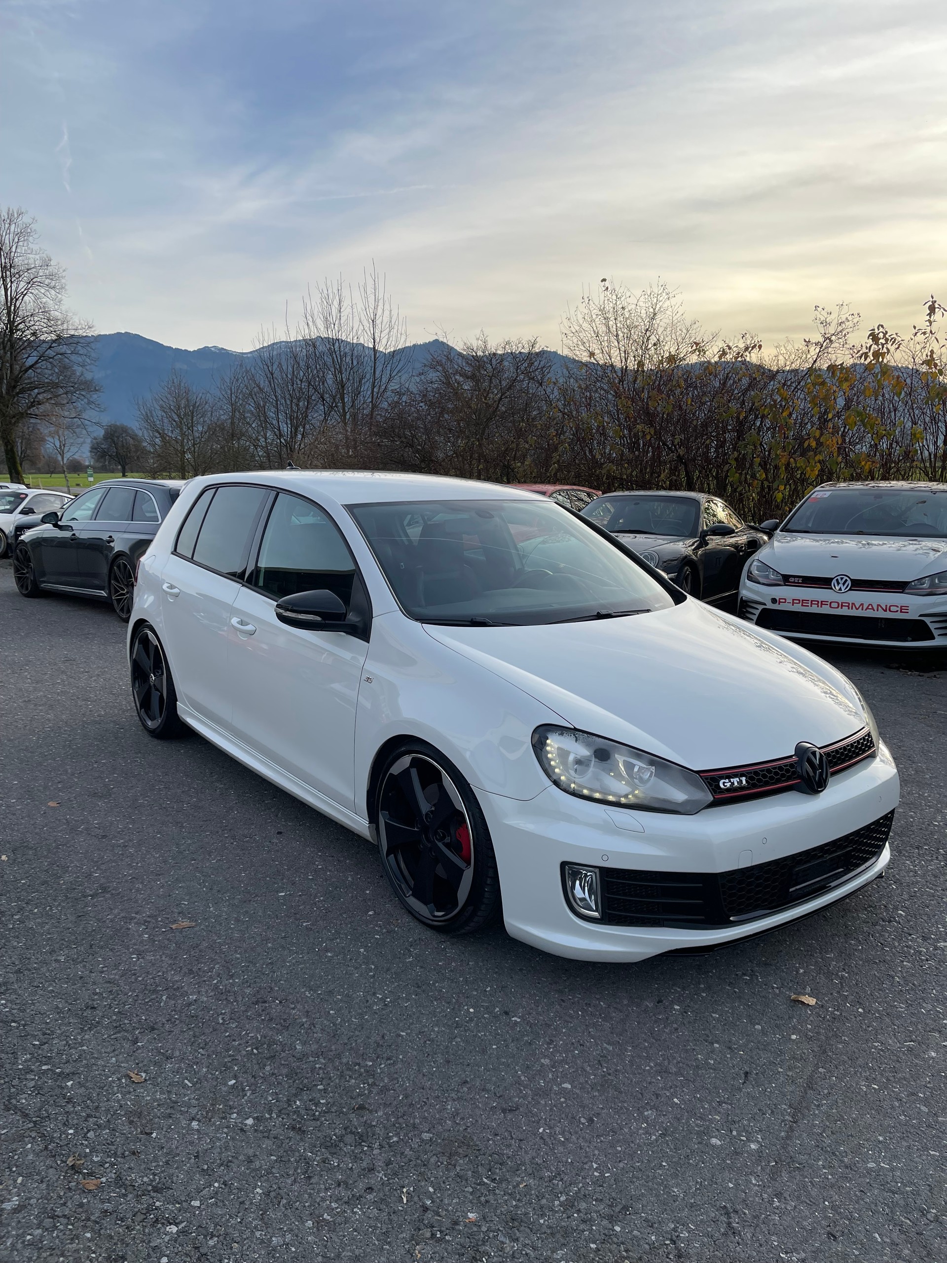 VW Golf 2.0 TSI GTI Edition 35 DSG-showroom-element-1
