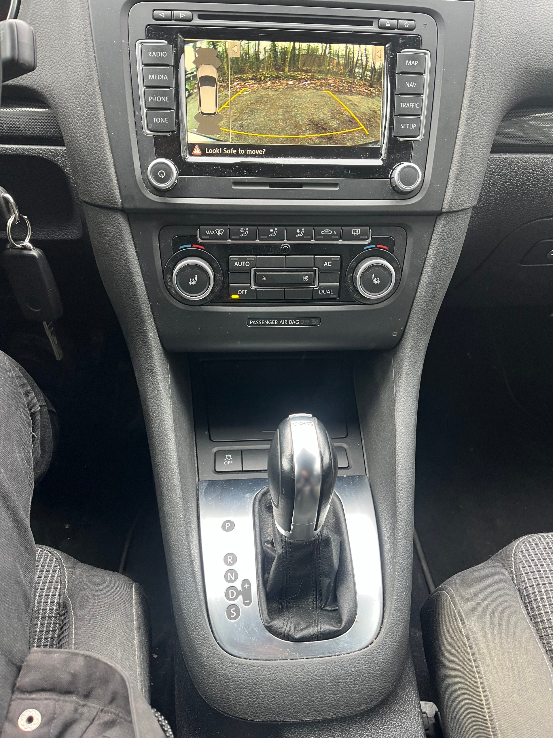 VW Golf 1.4 TSI Team DSG-image-11