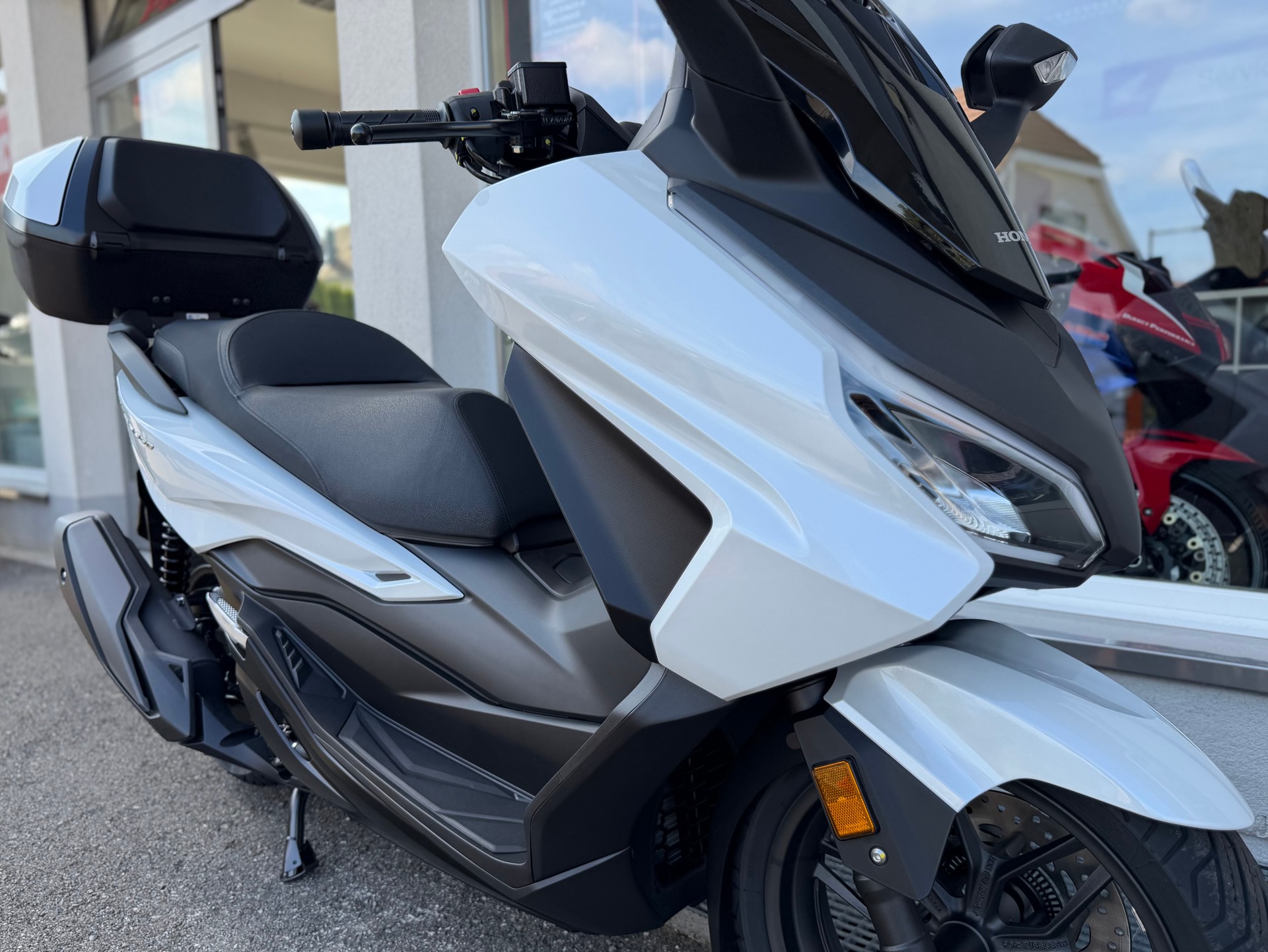 HONDA Forza 350 Smart Top Box 2026-image-5