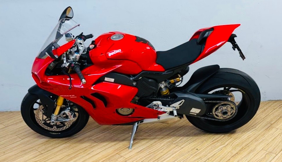 DUCATI Panigale 1103 V4 S-image-5
